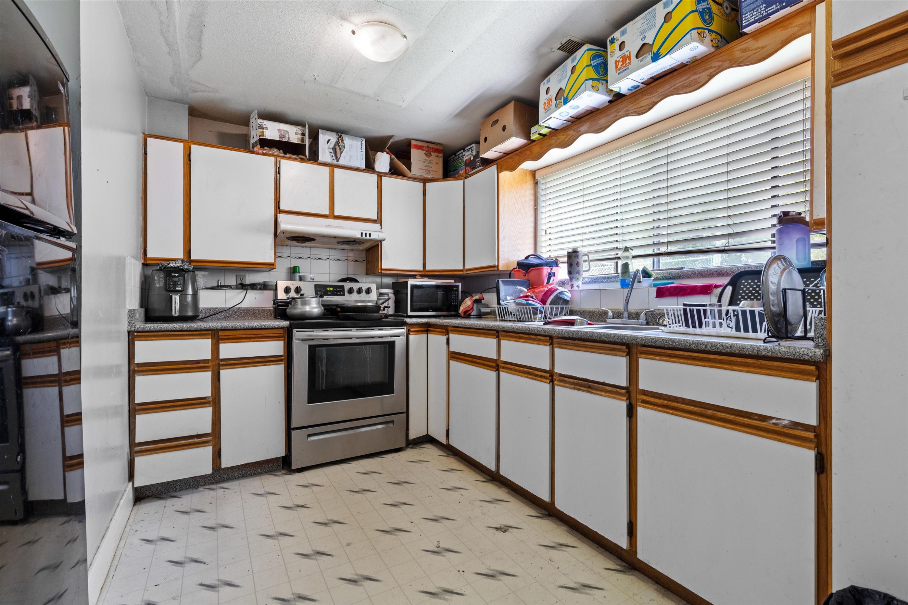 









8864


Ursus

Crescent,
Surrey,




BC
V3V 6L4

