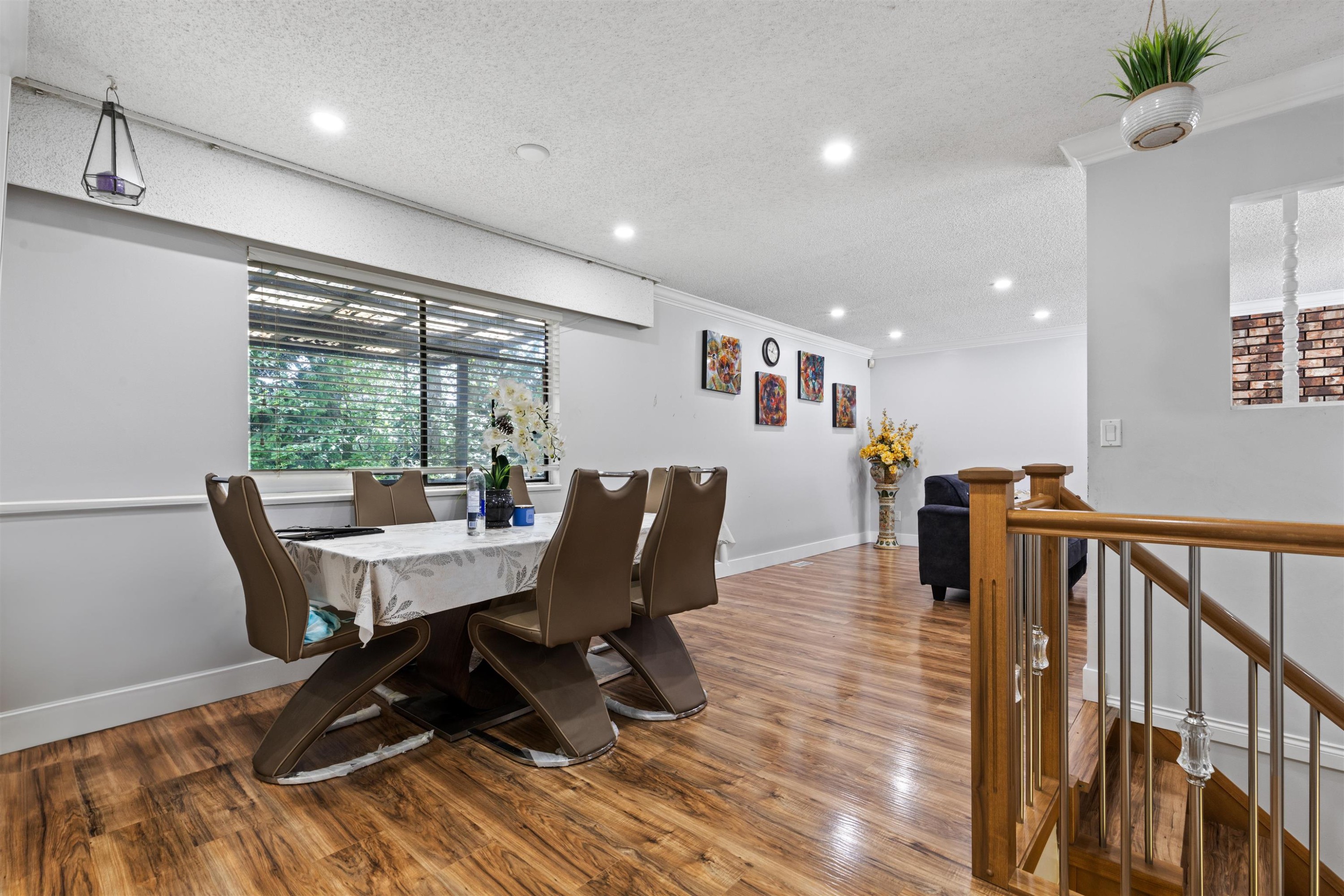 









8864


Ursus

Crescent,
Surrey,




BC
V3V 6L4

