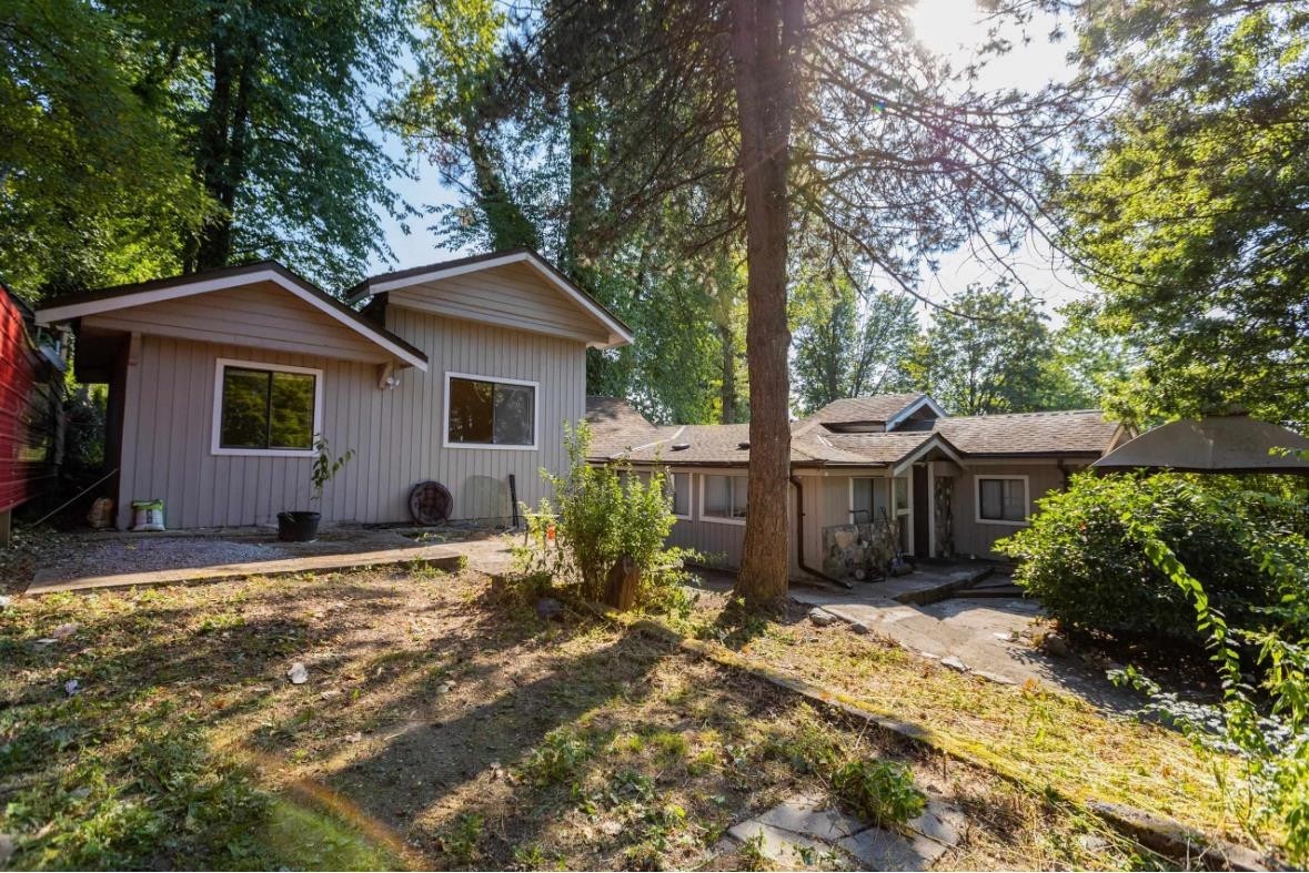 









12956


112

Avenue,
Surrey,




BC
V3T 2S5

