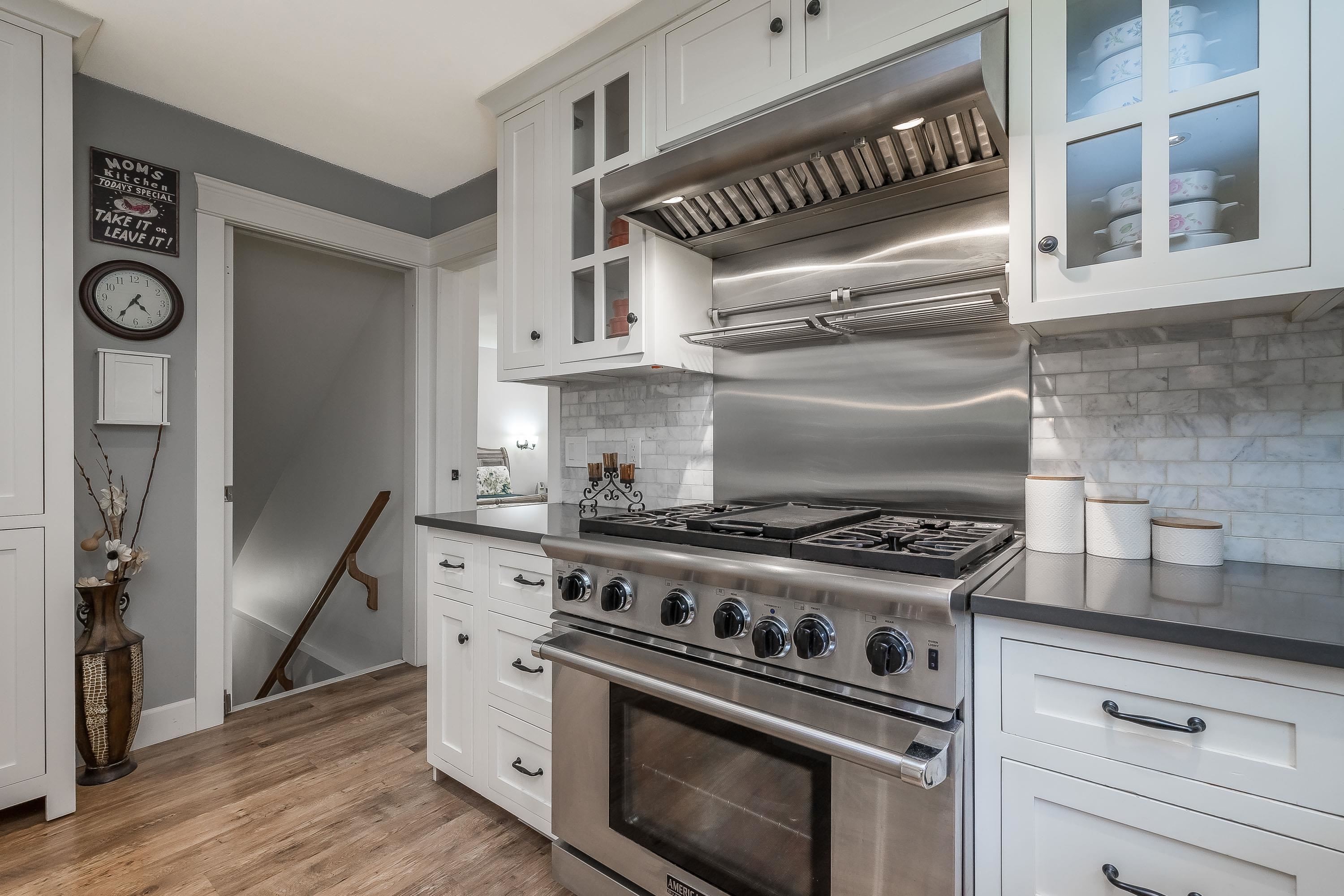 









20286


27

Avenue,
Langley,




BC
V2Z 1X3

