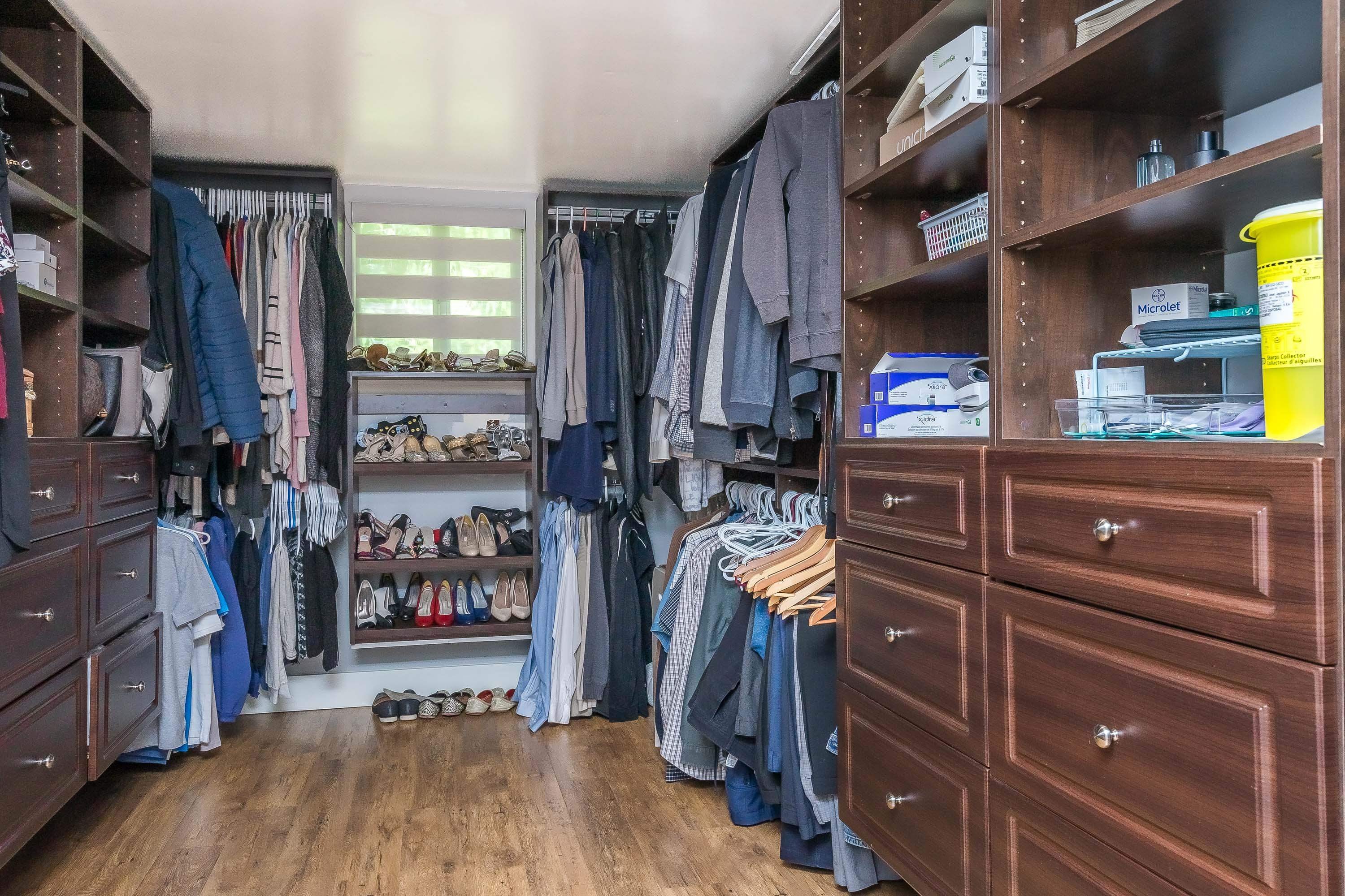 









20286


27

Avenue,
Langley,




BC
V2Z 1X3

