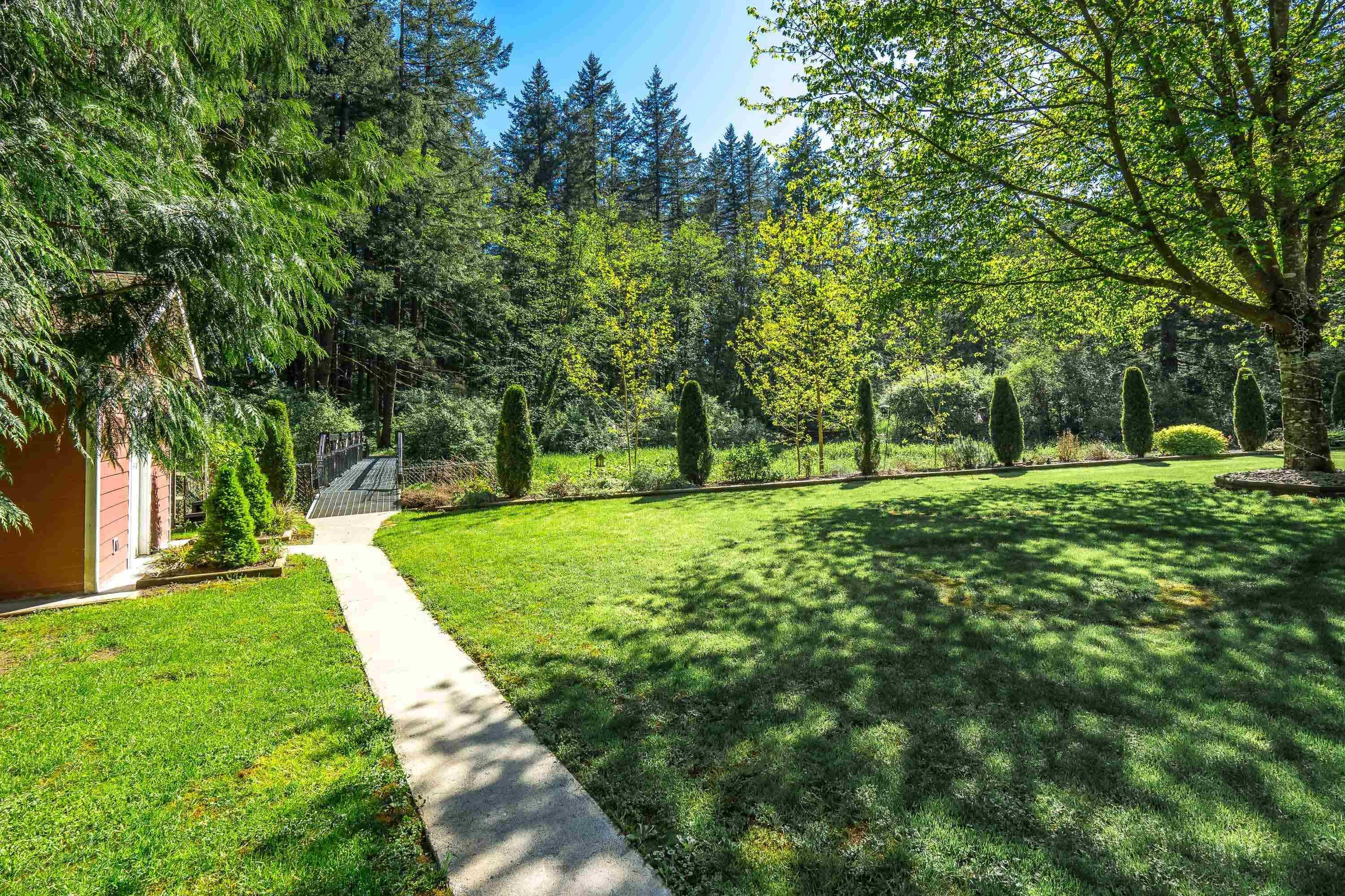 









20286


27

Avenue,
Langley,




BC
V2Z 1X3

