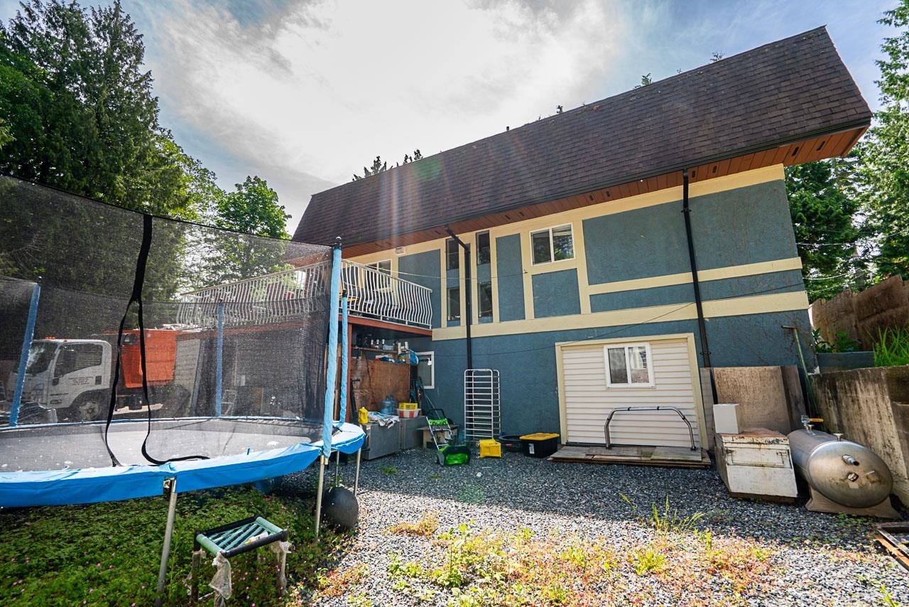 









19273


80

Avenue,
Surrey,




BC
V4N 4J1

