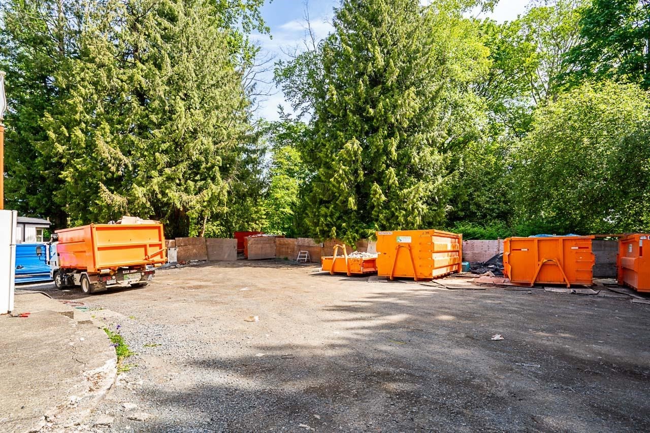 









19273


80

Avenue,
Surrey,




BC
V4N 4J1

