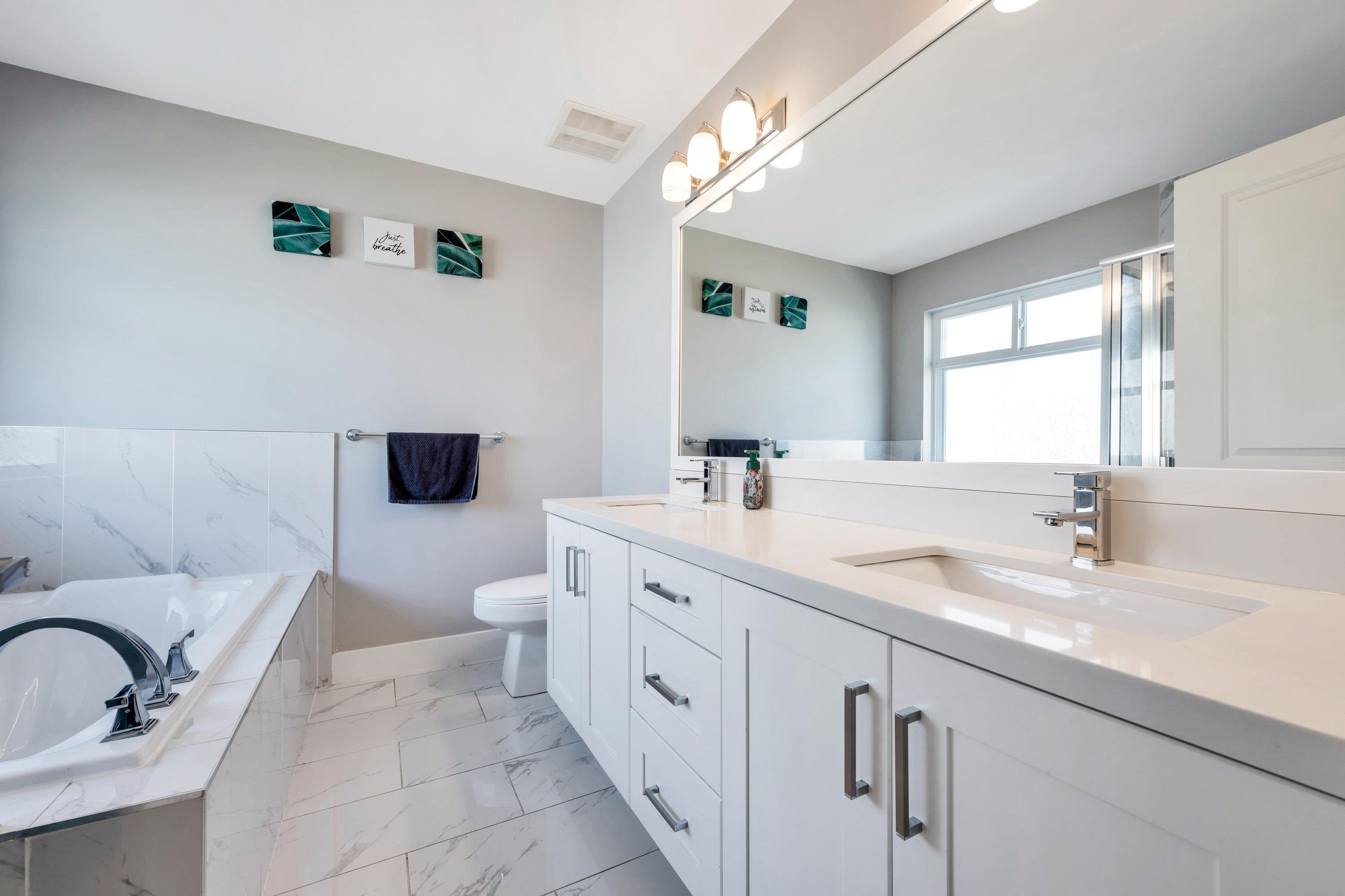 









6046


145

Street,
Surrey,




BC
V3S 4R4

