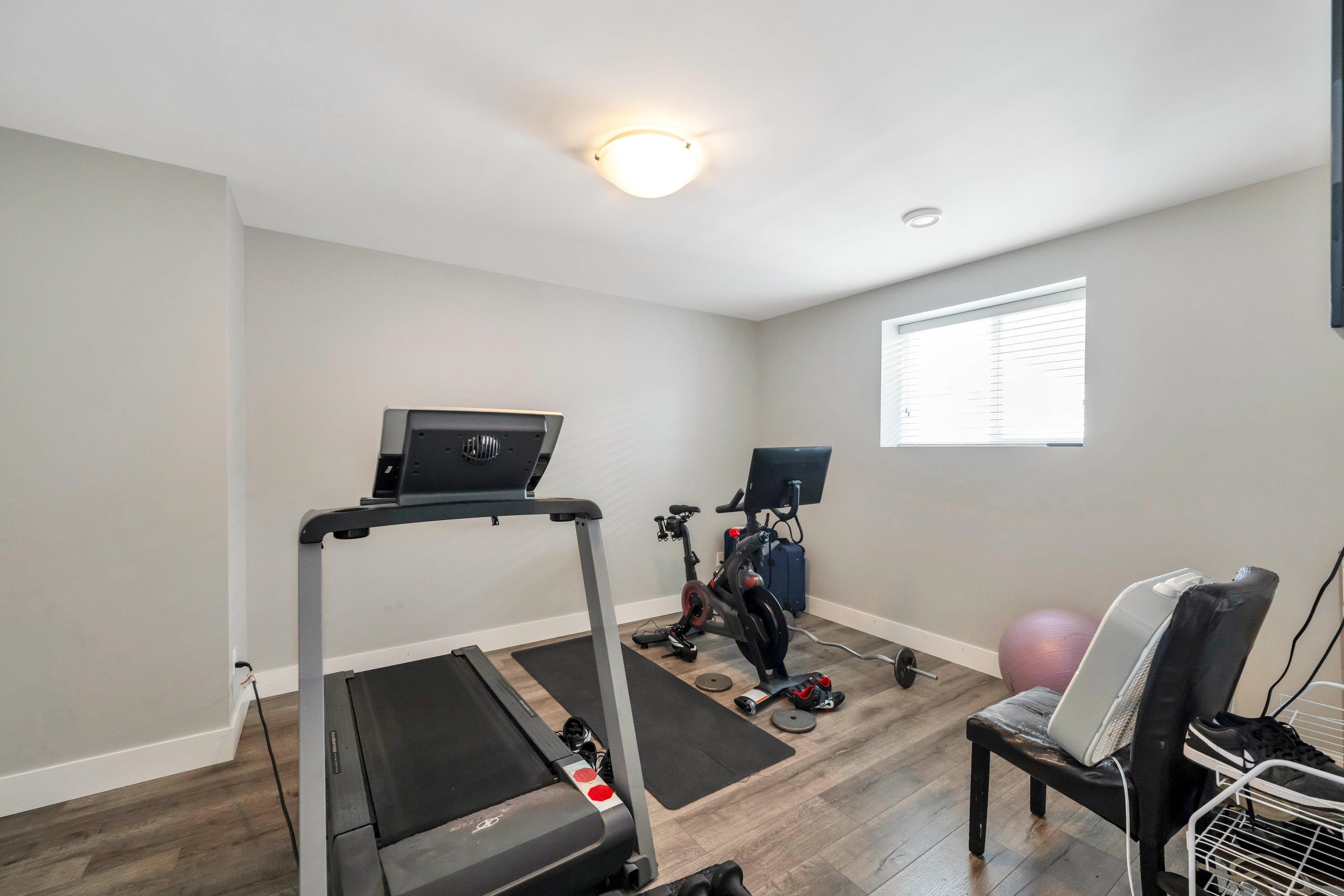 









6046


145

Street,
Surrey,




BC
V3S 4R4

