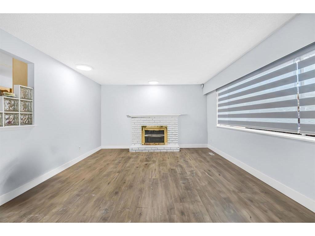 









11377


77

Avenue,
Delta,




BC
V4C 1M2

