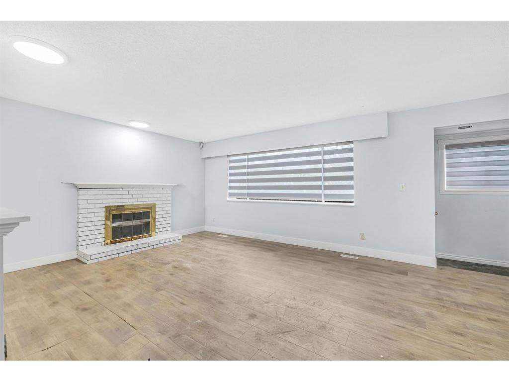 









11377


77

Avenue,
Delta,




BC
V4C 1M2

