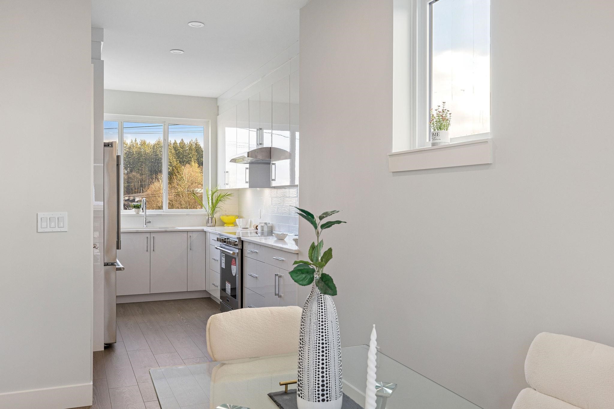 









14391


61a

Avenue, 4,
Surrey,




BC
V3X 0E5

