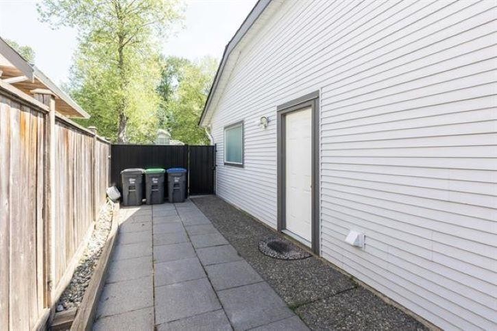 









8495


143

Street,
Surrey,




BC
V3W 0Z9

