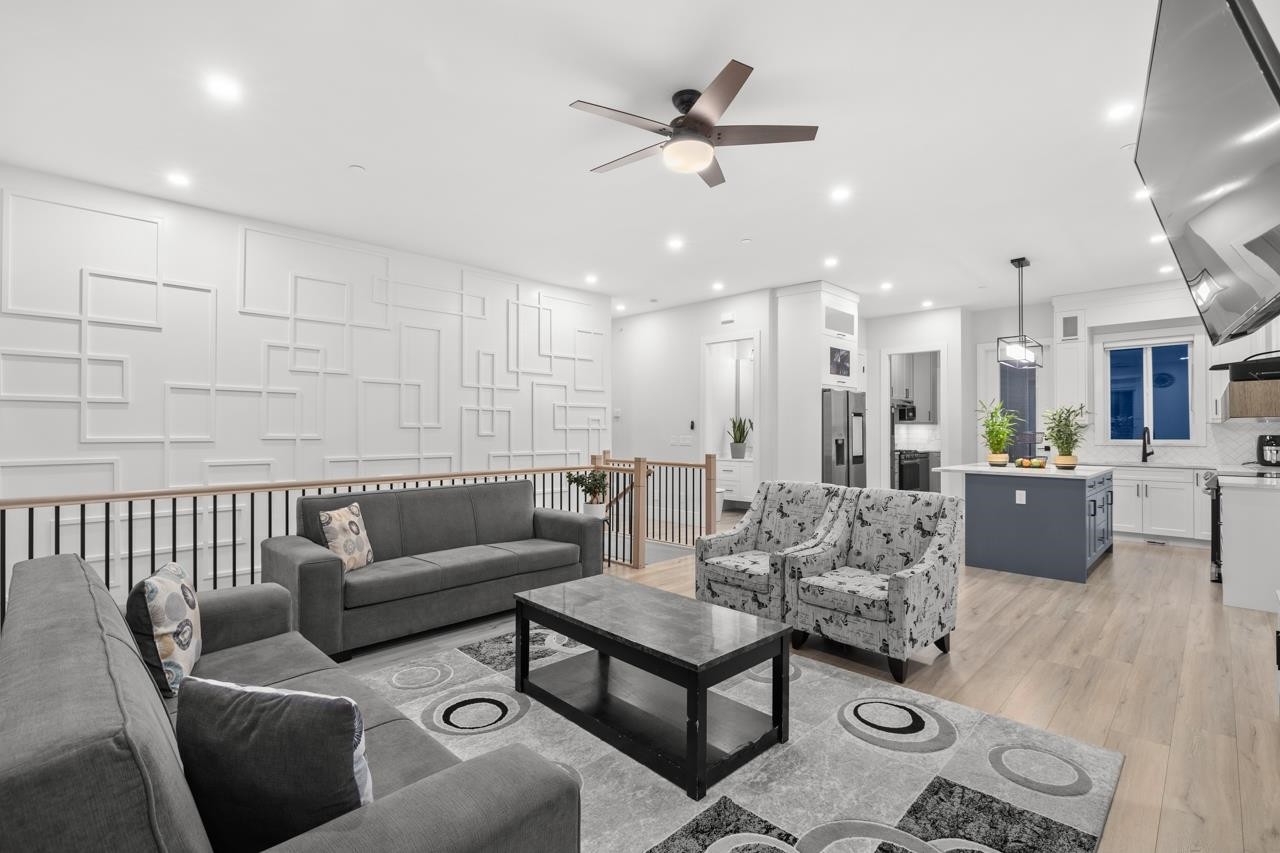 









32699


Egglestone

Avenue,
Mission,




BC
V4S 0E6


