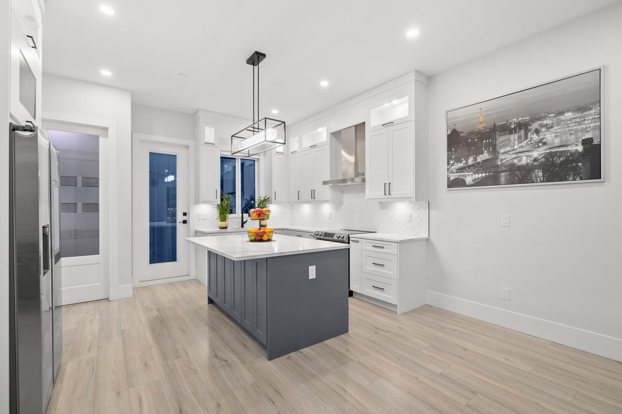 









32699


Egglestone

Avenue,
Mission,




BC
V4S 0E6

