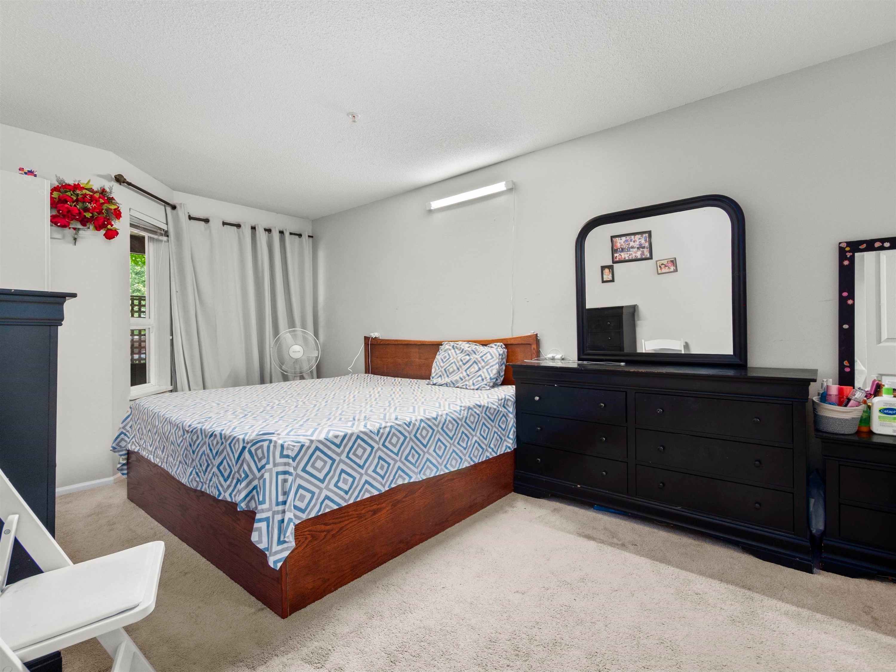 









8068


120a

Street, 115,
Surrey,




BC
V3W 3P3


