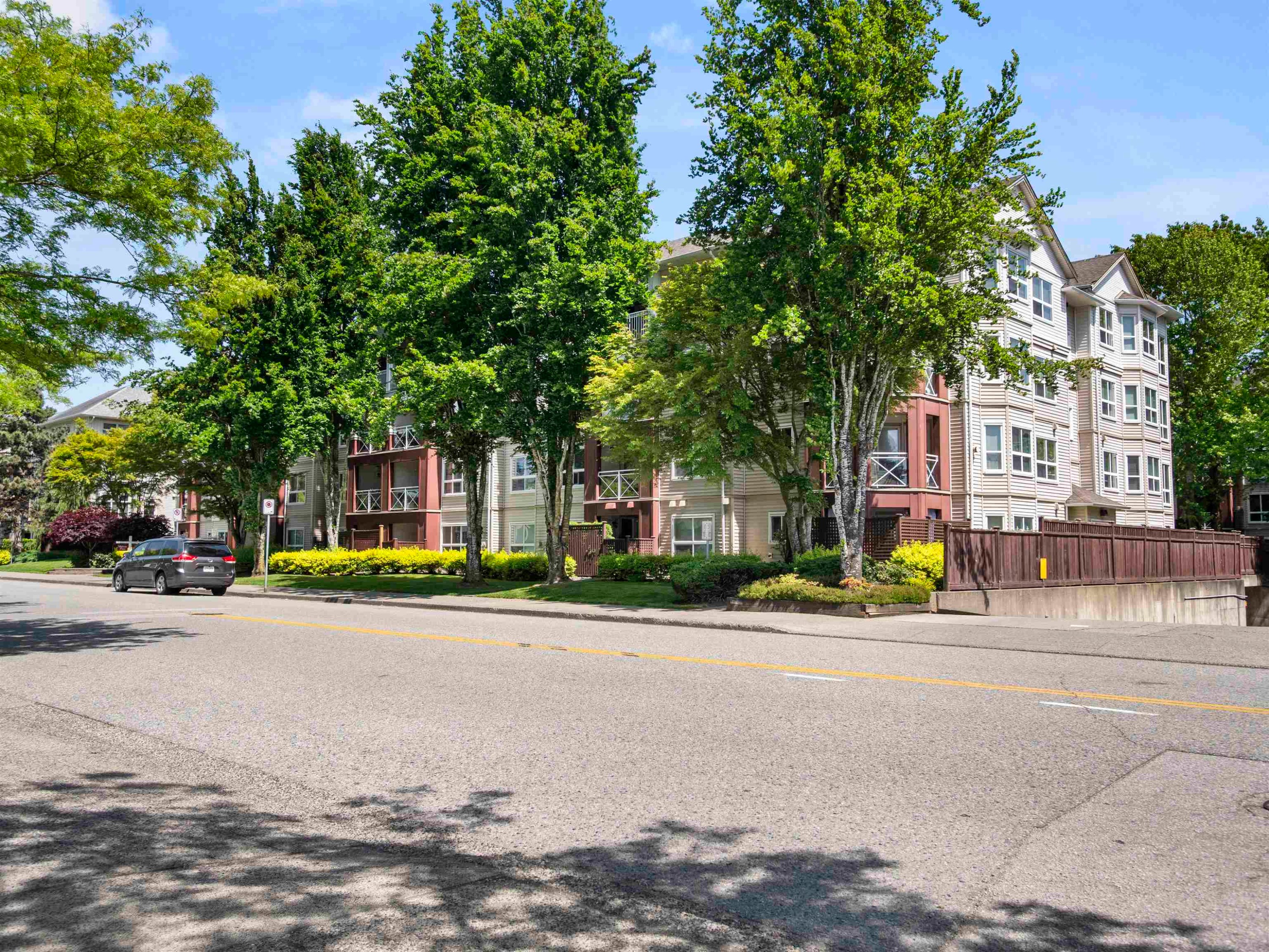 









8068


120a

Street, 115,
Surrey,




BC
V3W 3P3


