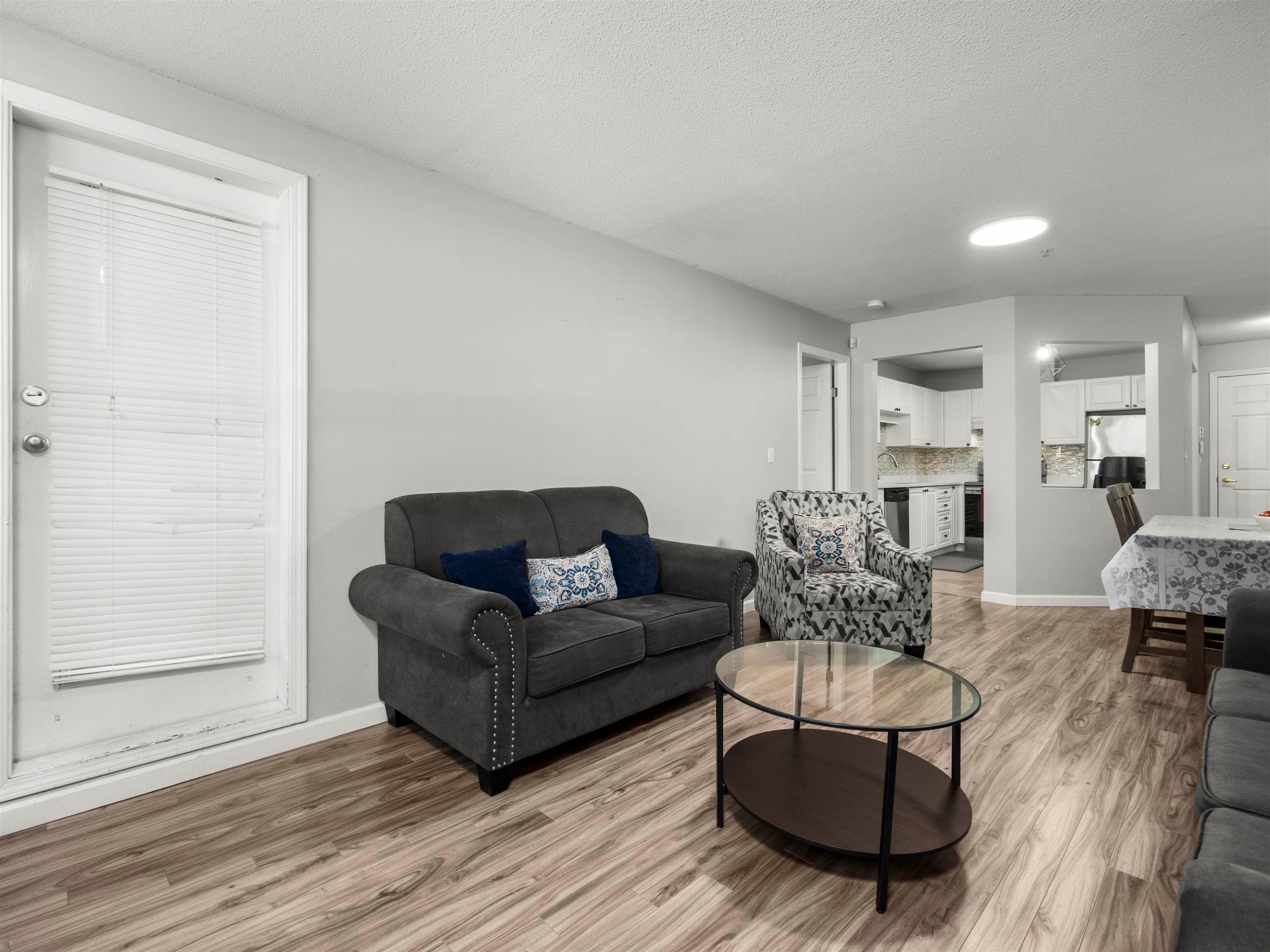 









8068


120a

Street, 115,
Surrey,




BC
V3W 3P3

