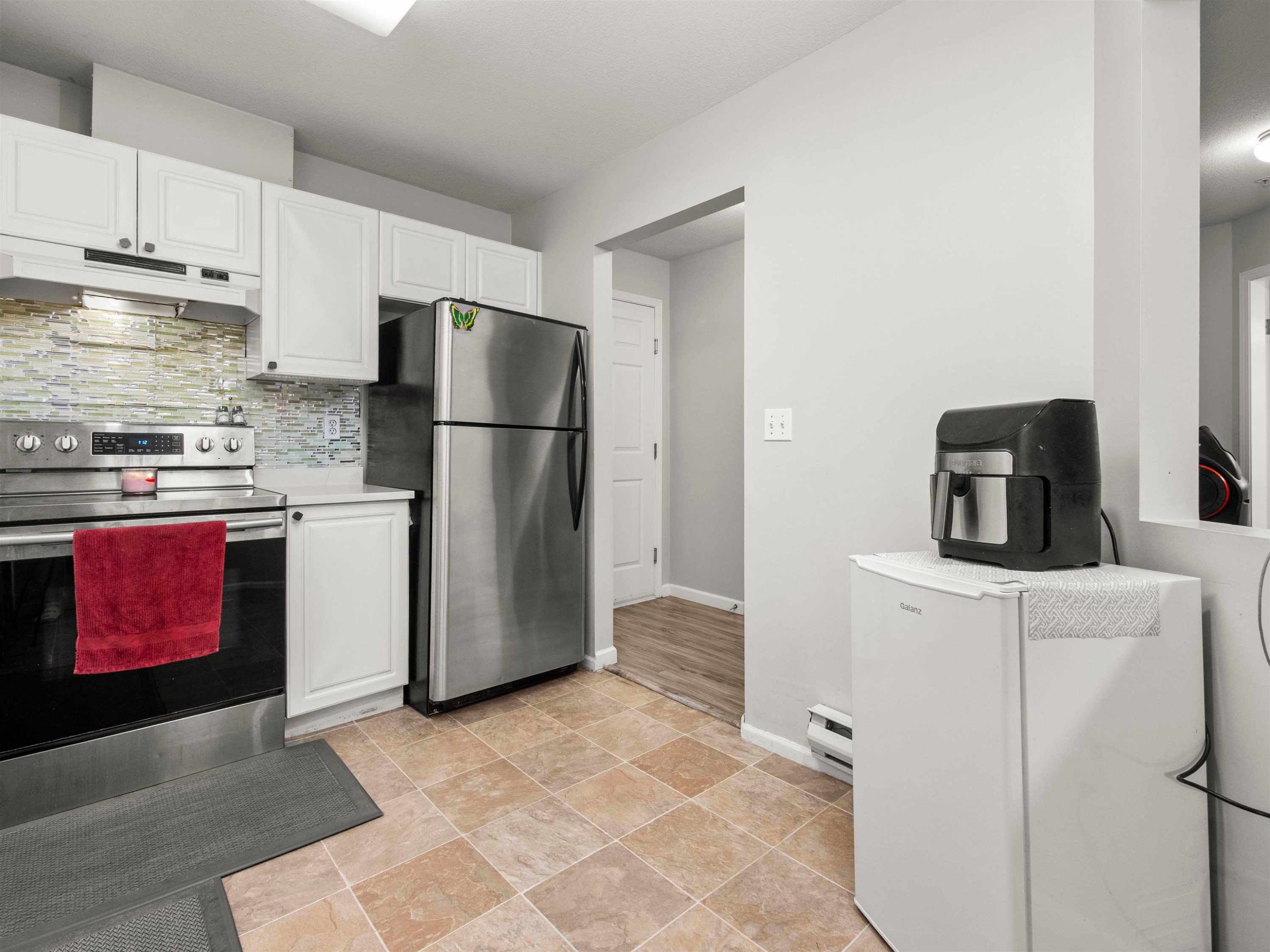 









8068


120a

Street, 115,
Surrey,




BC
V3W 3P3

