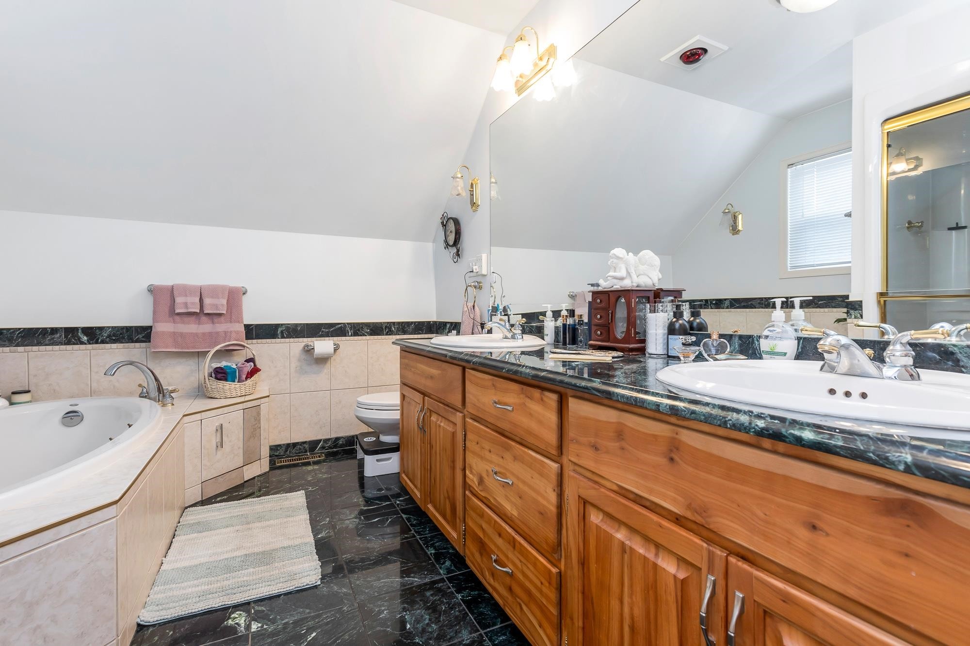 









10851


Greenwood

Drive,
Mission,




BC
V4S 1A9

