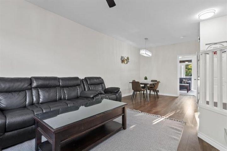 









6518


121

Street, 16,
Surrey,




BC
V3W 1C4

