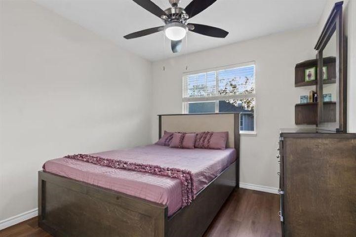









6518


121

Street, 16,
Surrey,




BC
V3W 1C4

