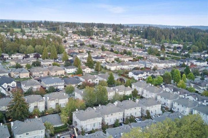 









6518


121

Street, 16,
Surrey,




BC
V3W 1C4

