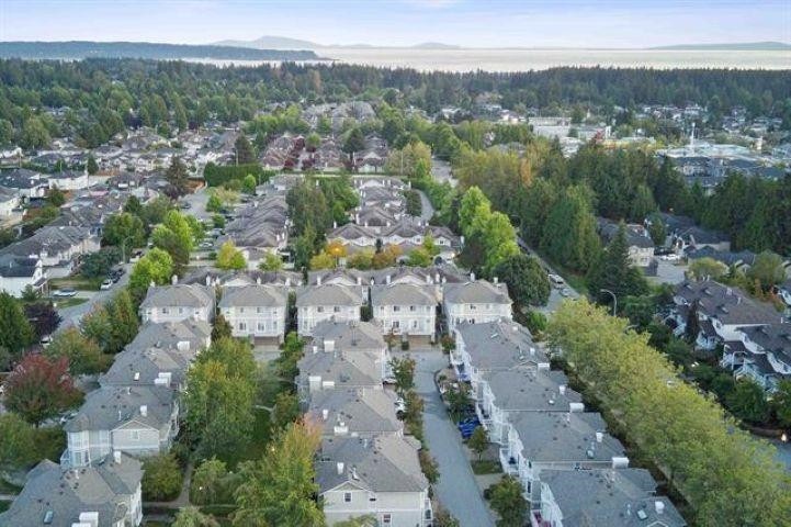 









6518


121

Street, 16,
Surrey,




BC
V3W 1C4

