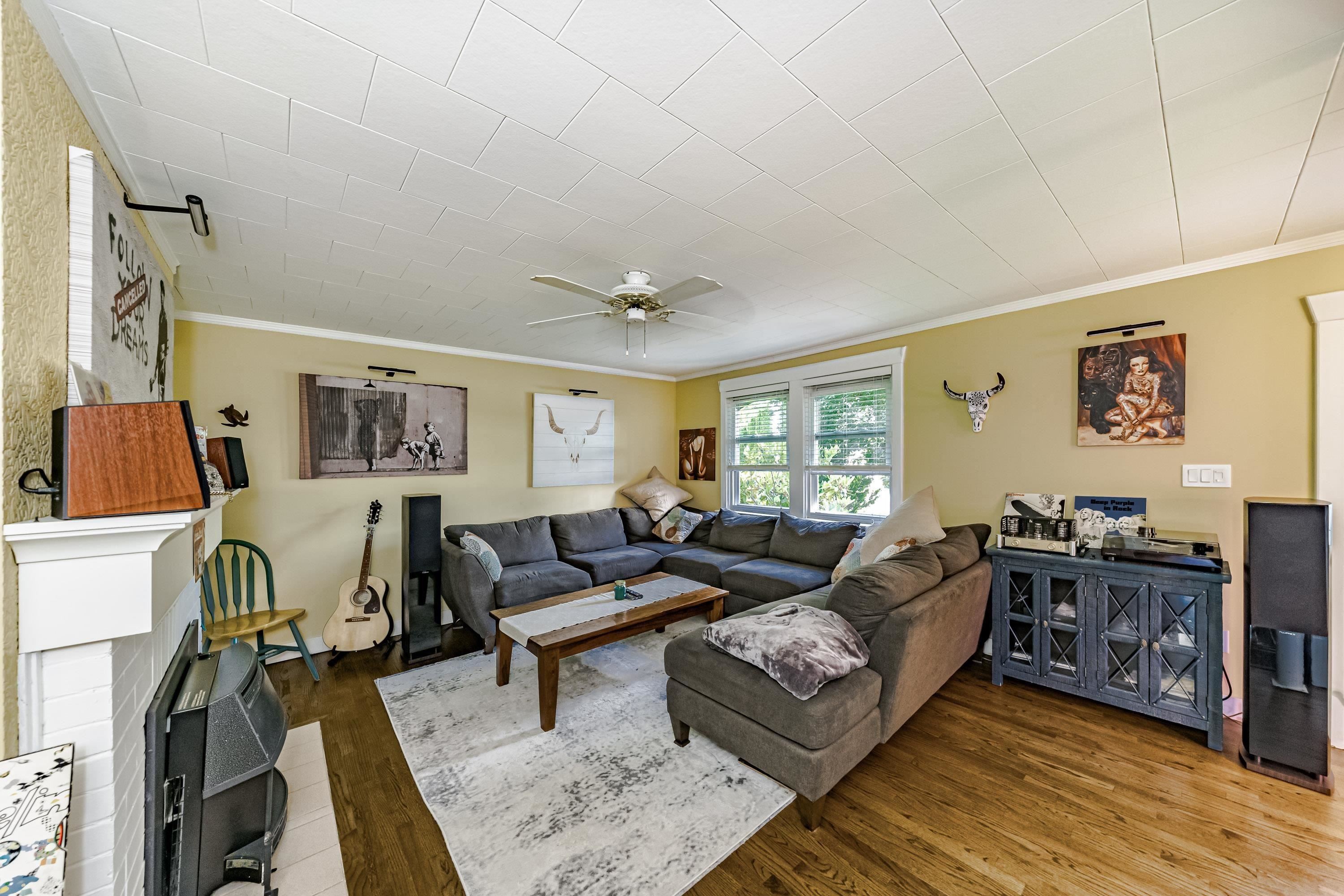 









20994


Old Yale

Road,
Langley,




BC
V3A 4M5

