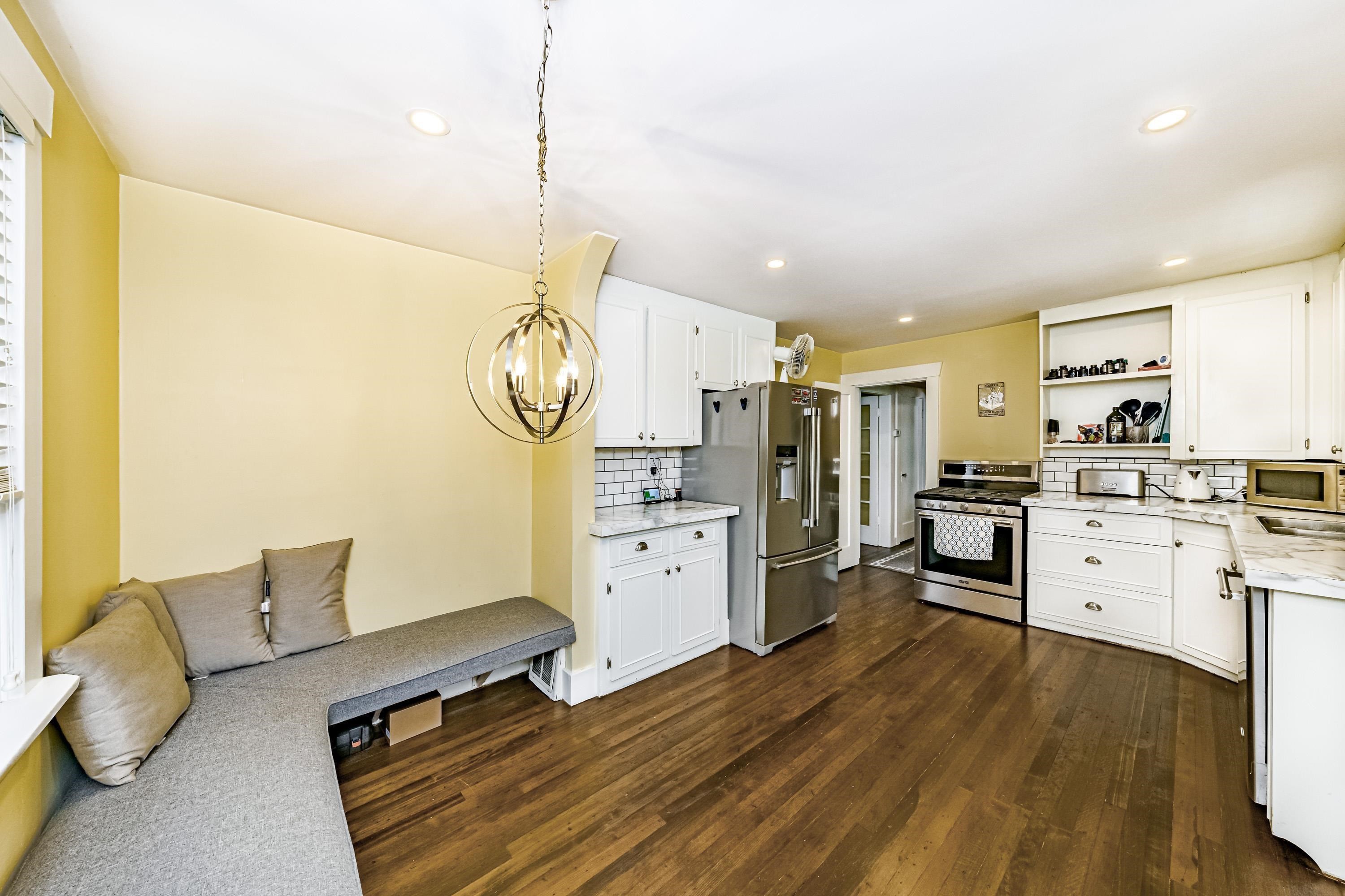 









20994


Old Yale

Road,
Langley,




BC
V3A 4M5

