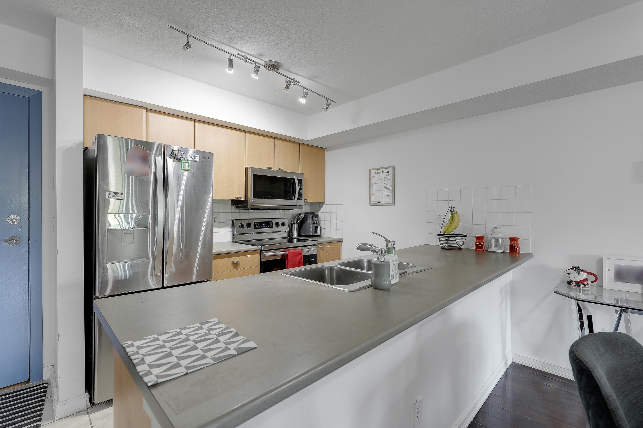 









10088


148

Street, 307,
Surrey,




BC
V3R 3M9

