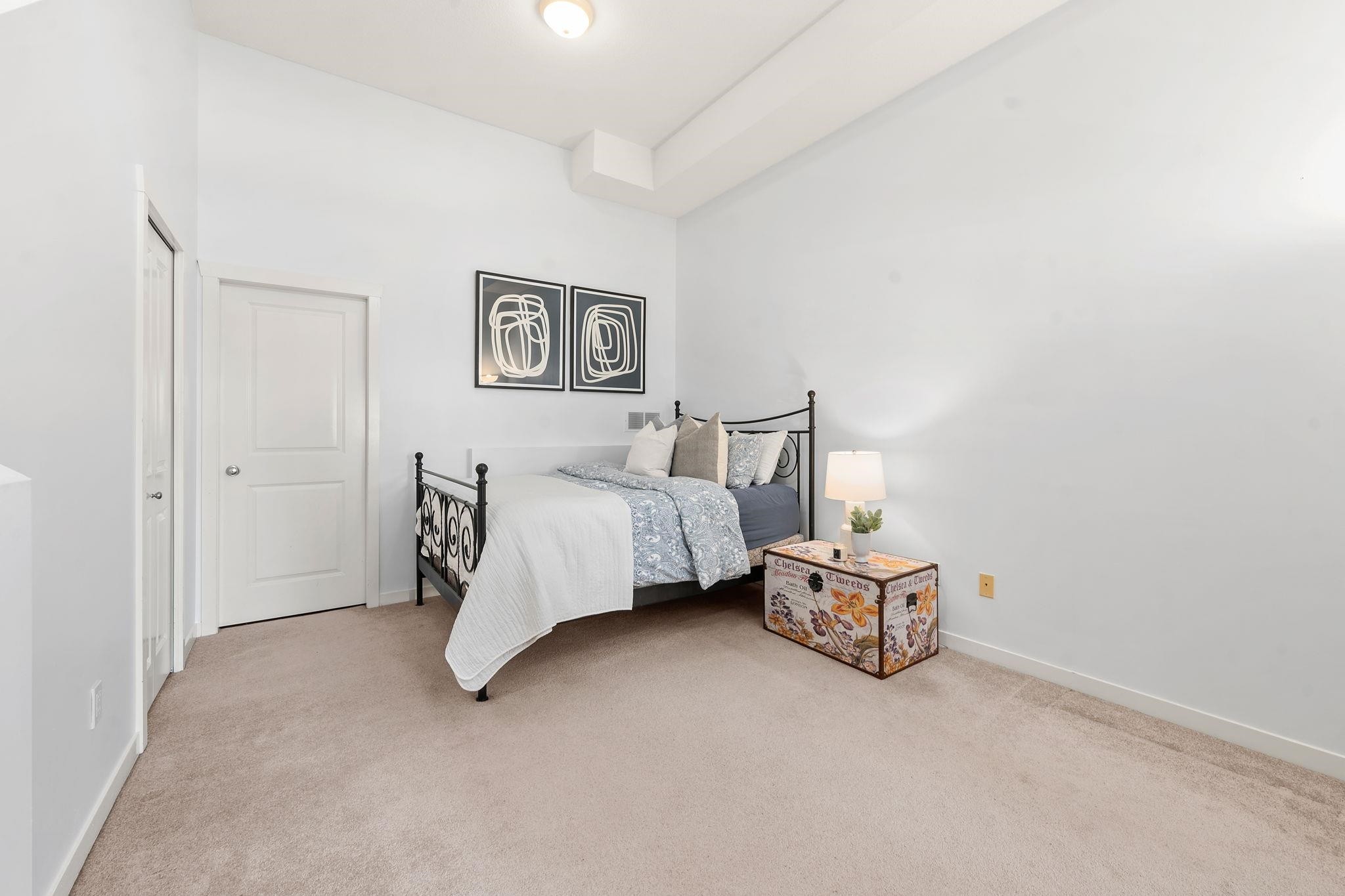 









15065


58

Avenue, 10,
Surrey,




BC
V3S 8Z5

