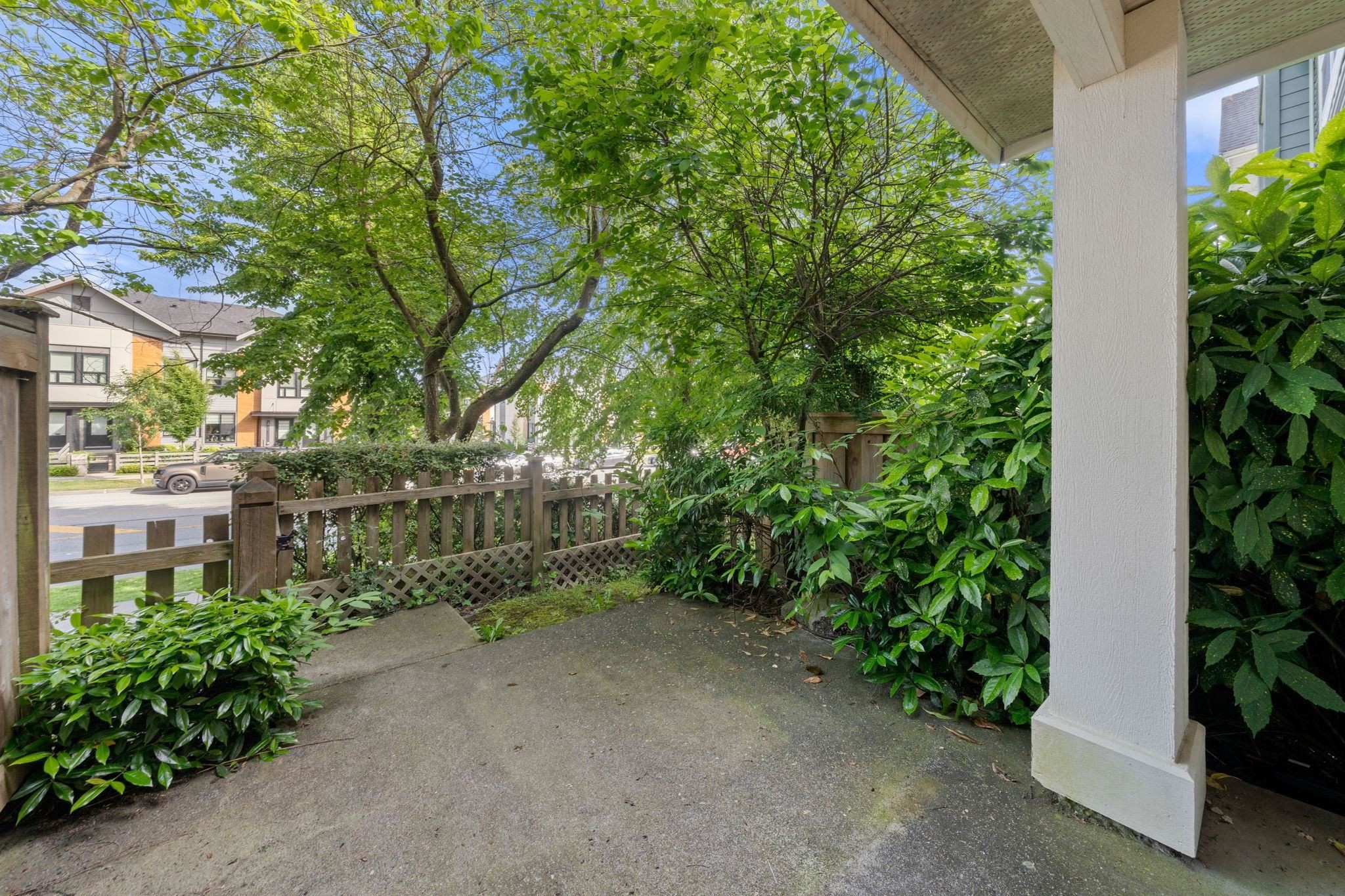 









15065


58

Avenue, 10,
Surrey,




BC
V3S 8Z5

