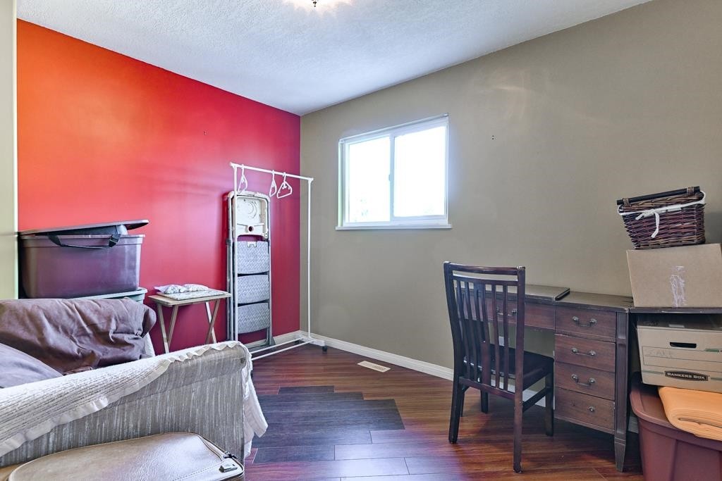 









6084


126

Street,
Surrey,




BC
V3X 1V6


