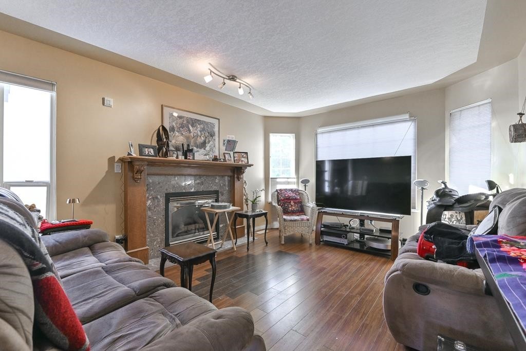









6084


126

Street,
Surrey,




BC
V3X 1V6

