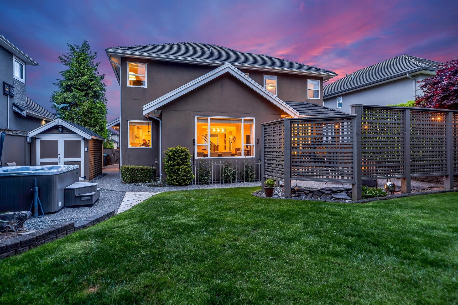 









11039


159a

Street,
Surrey,




BC
V4N 4Y2

