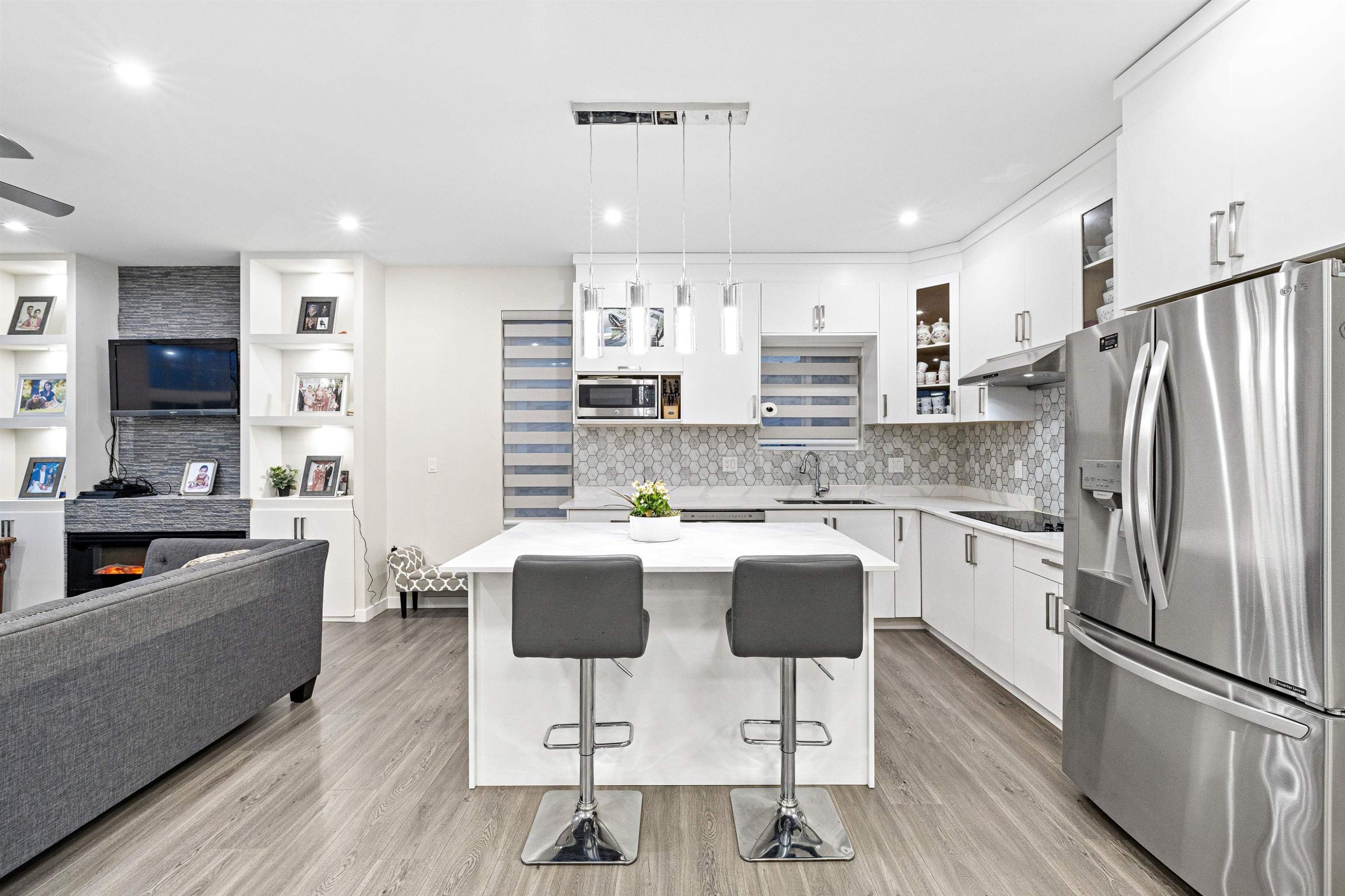 









8069


124

Street,
Surrey,




BC
V3W 0X7

