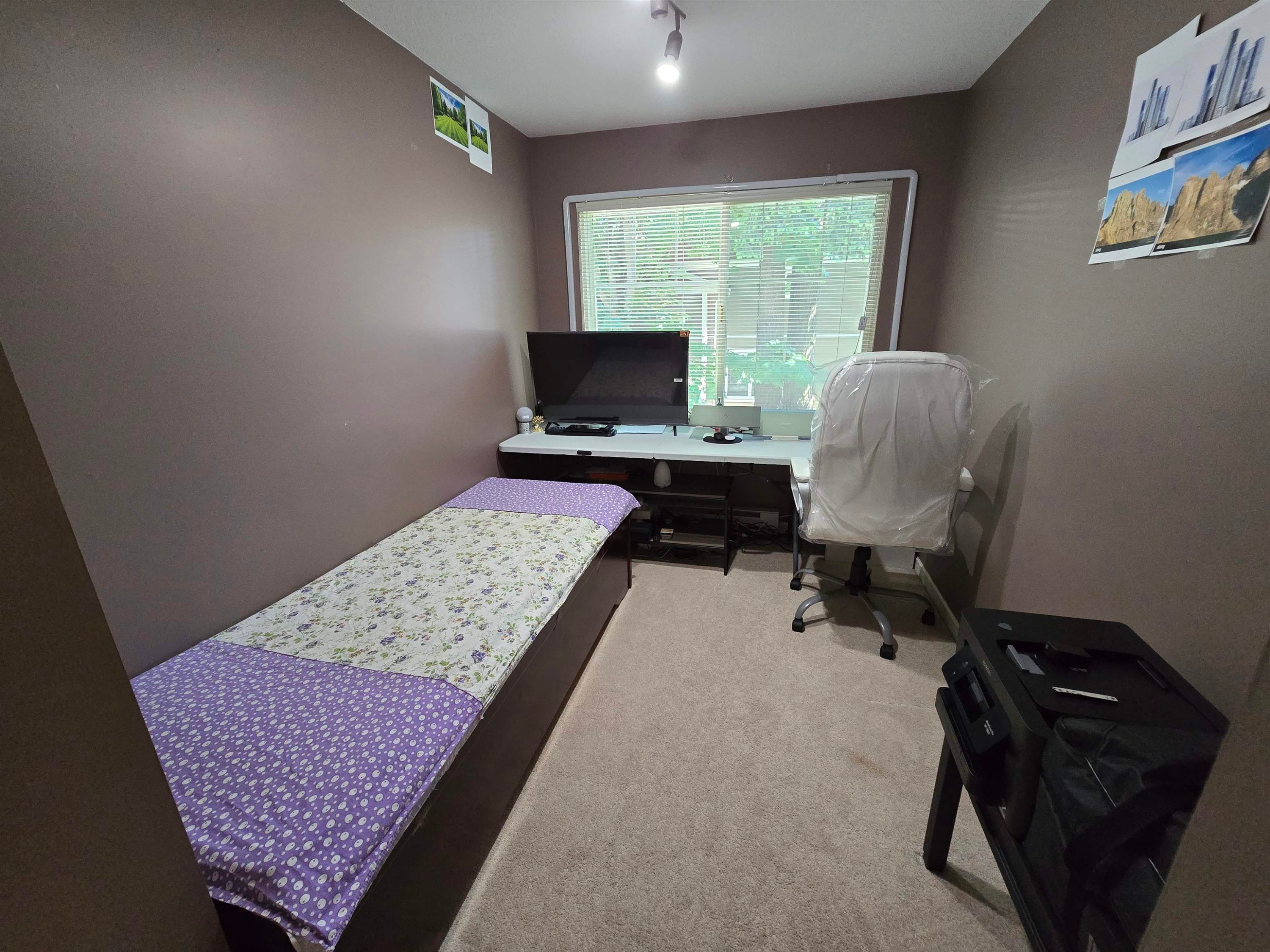 









2678


King George

Boulevard, 3,
Surrey,




BC
V4P 1H6

