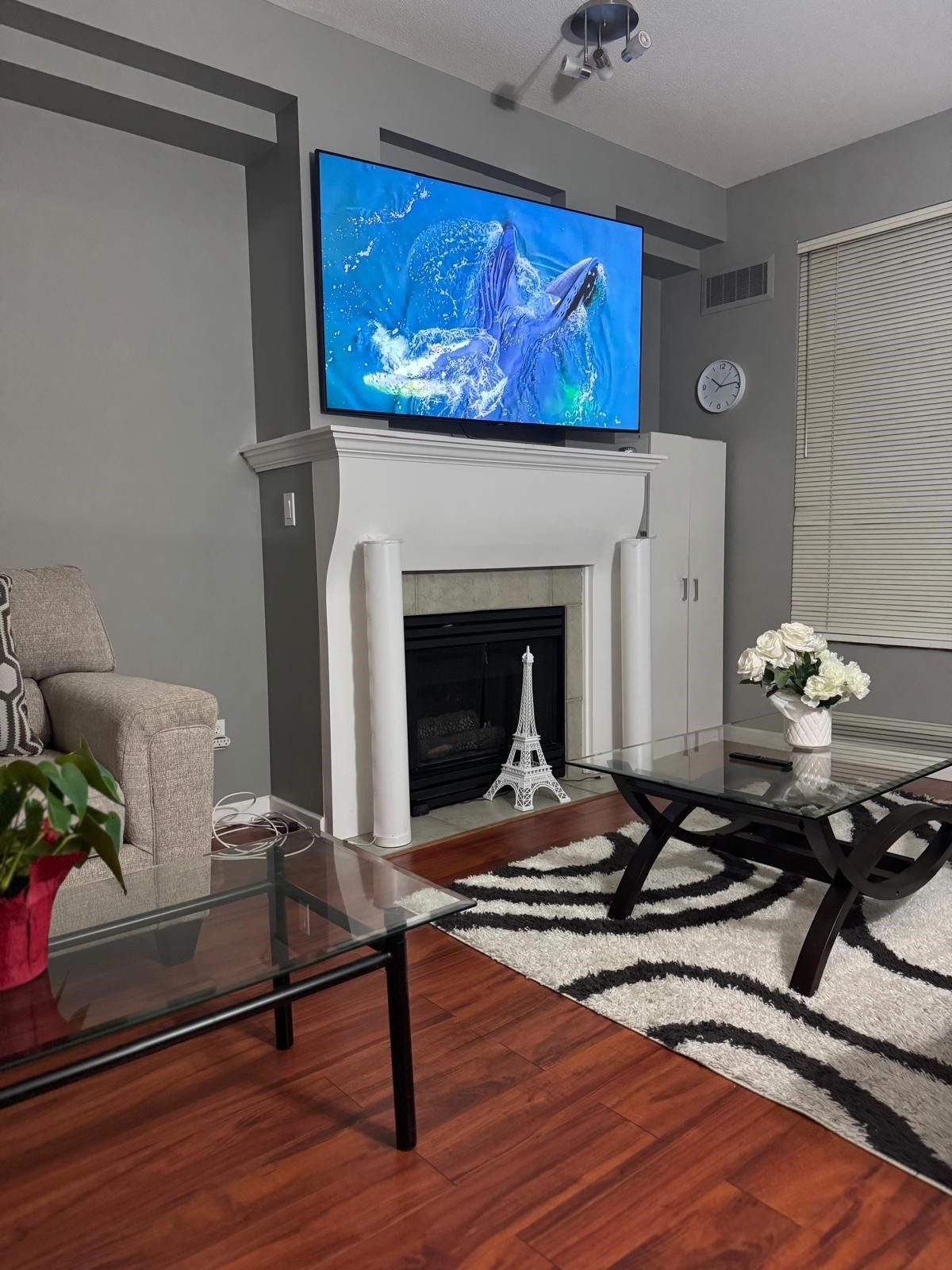 









2678


King George

Boulevard, 3,
Surrey,




BC
V4P 1H6

