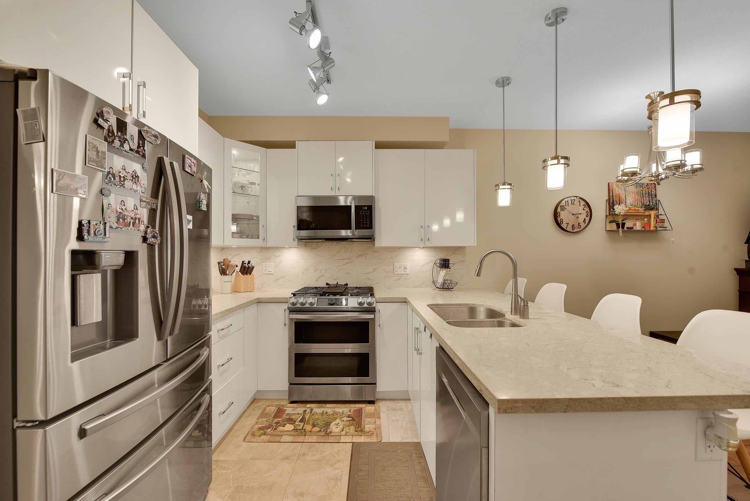 









8538


203a

Street, 111,
Langley,




BC
V2Y 3P9

