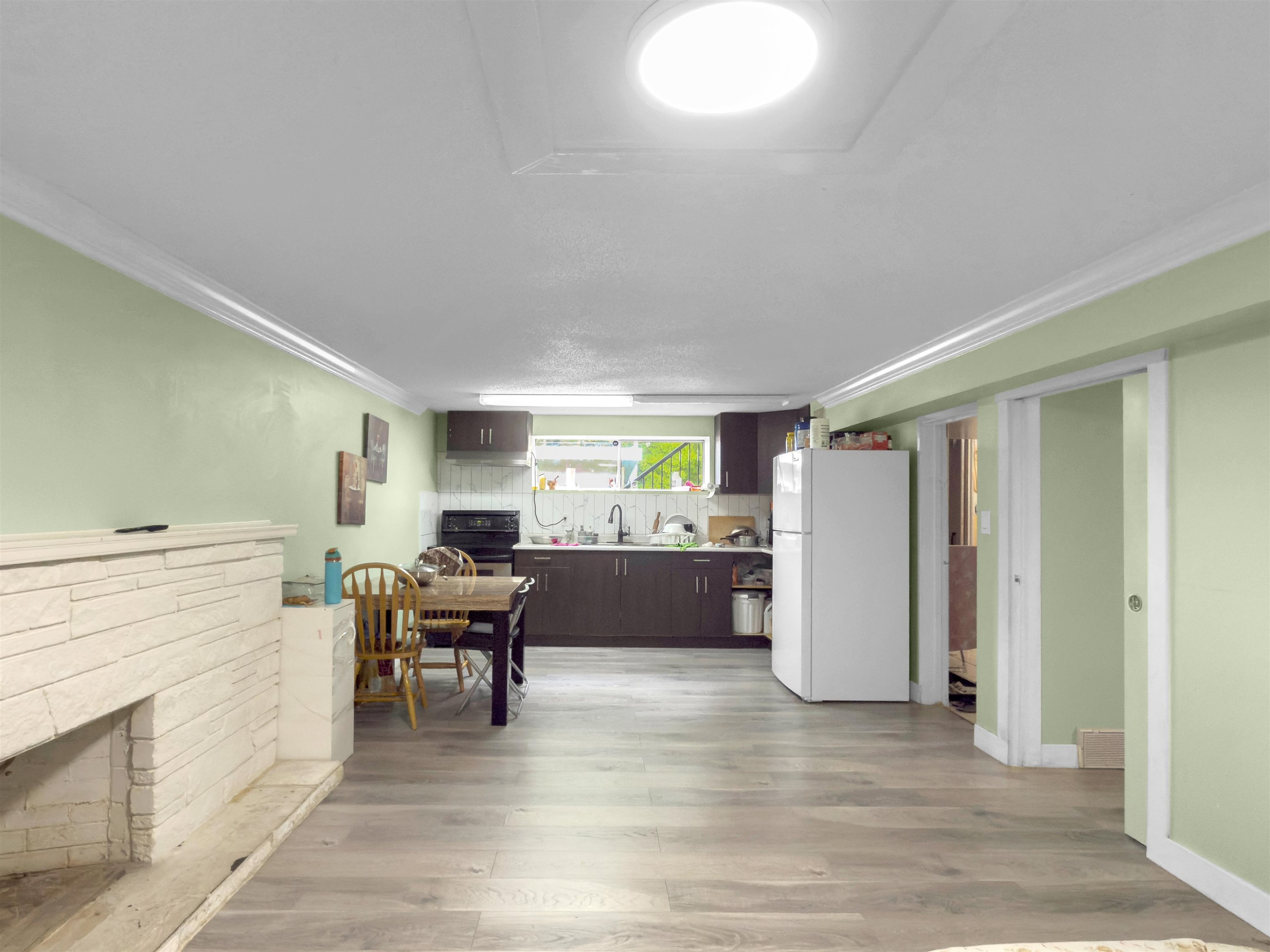 









12429


99

Avenue,
Surrey,




BC
V3V 2P1

