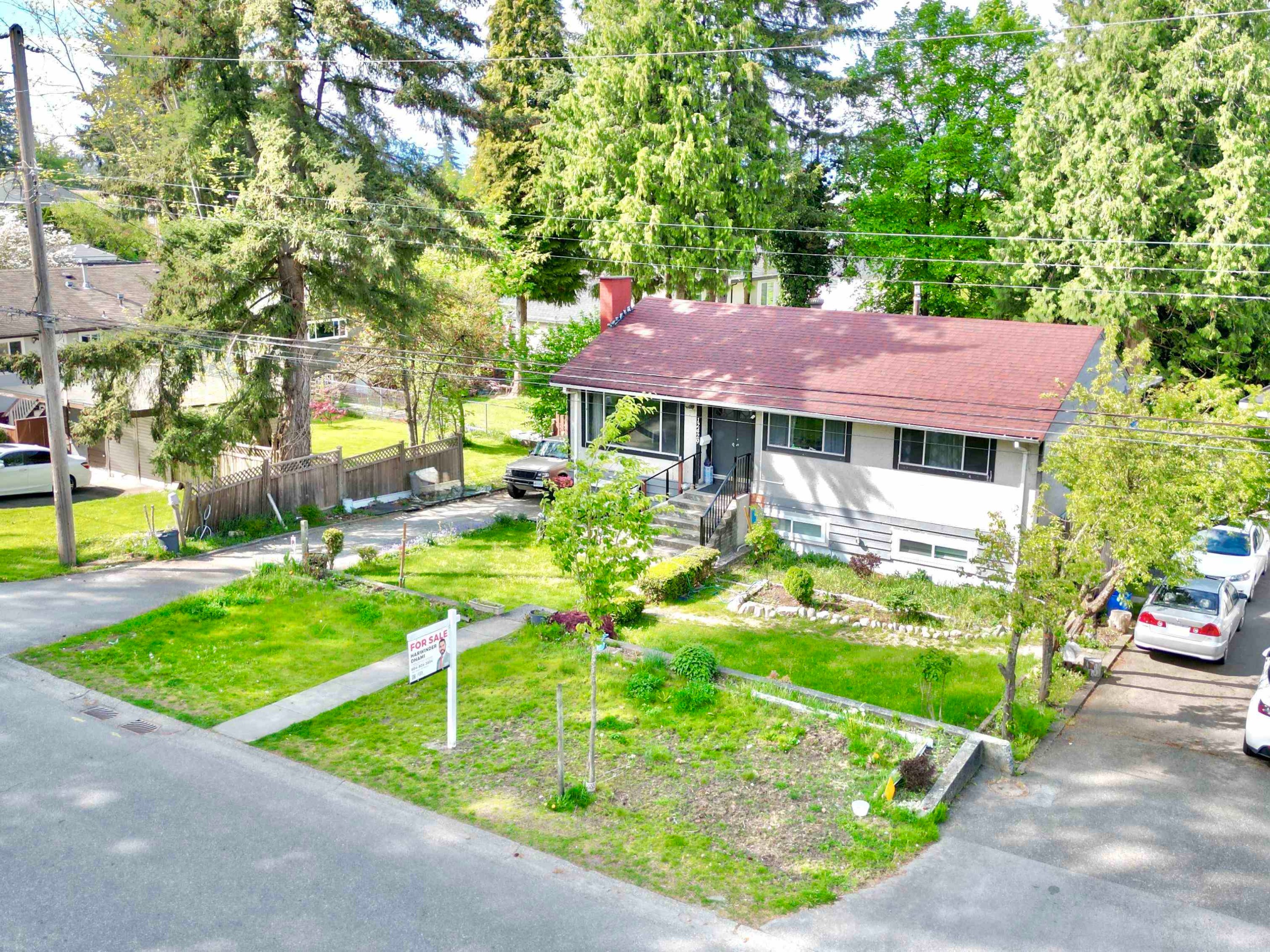 









12429


99

Avenue,
Surrey,




BC
V3V 2P1

