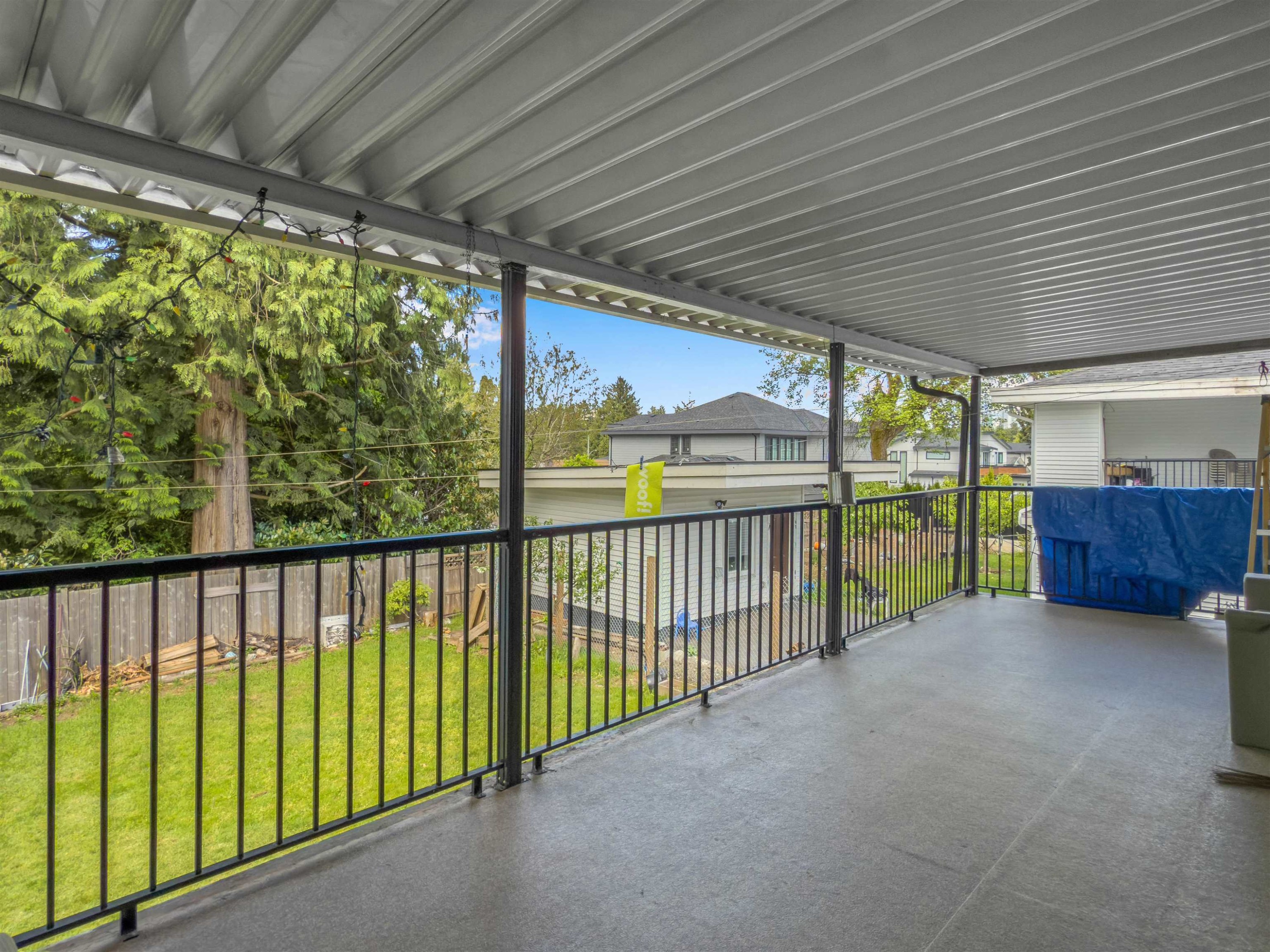 









12429


99

Avenue,
Surrey,




BC
V3V 2P1

