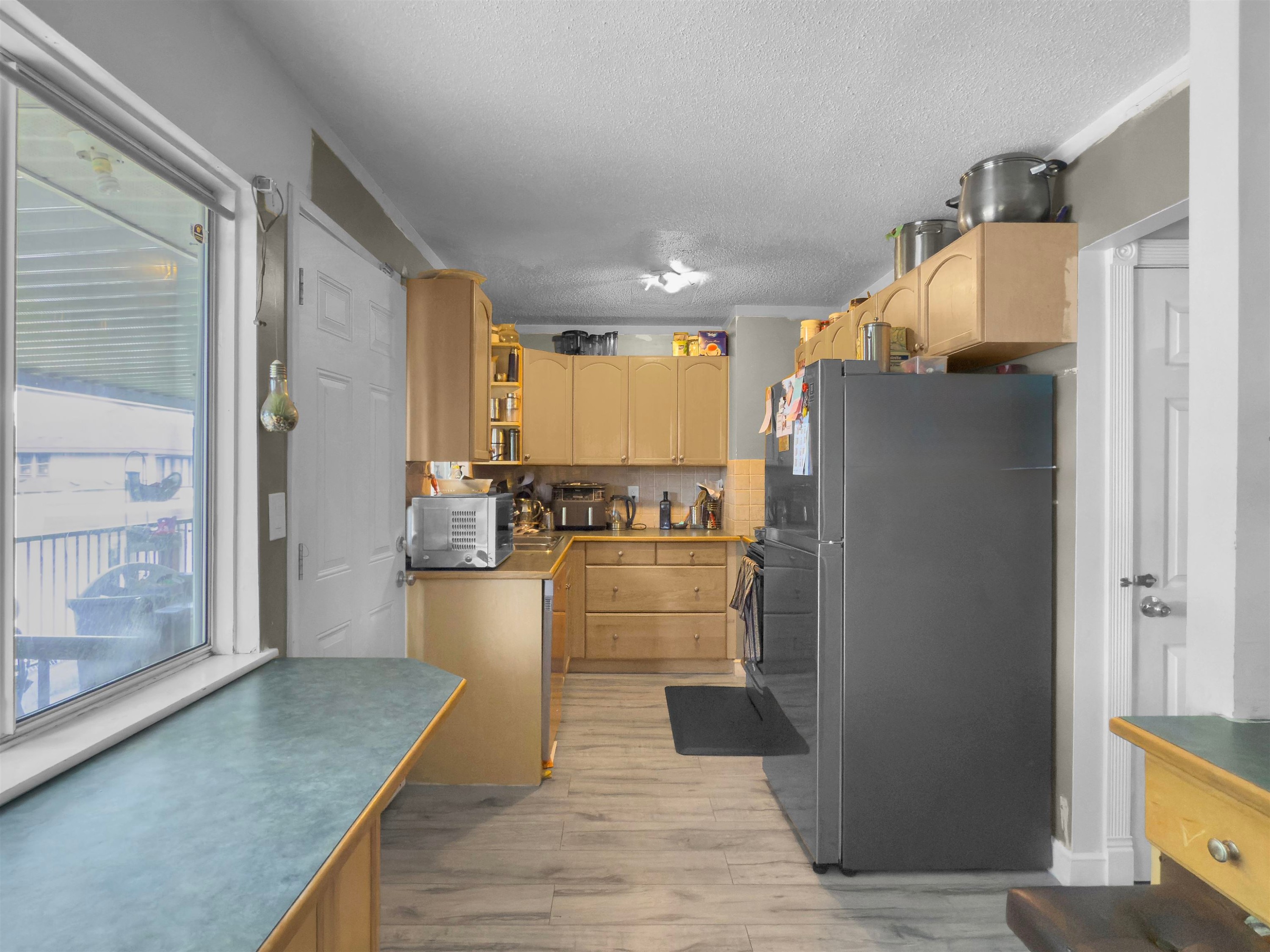 









12429


99

Avenue,
Surrey,




BC
V3V 2P1

