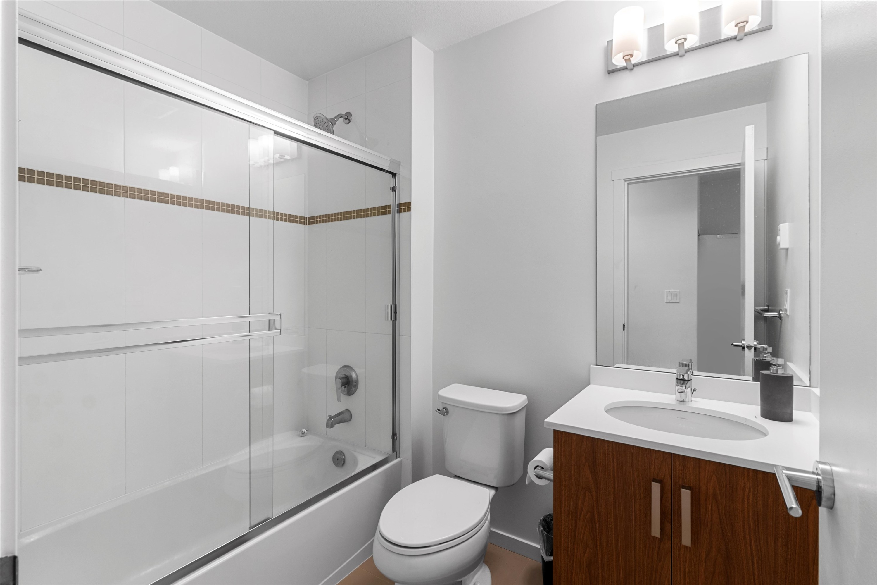 









5858


142

Street, 106,
Surrey,




BC
V3X 0H2

