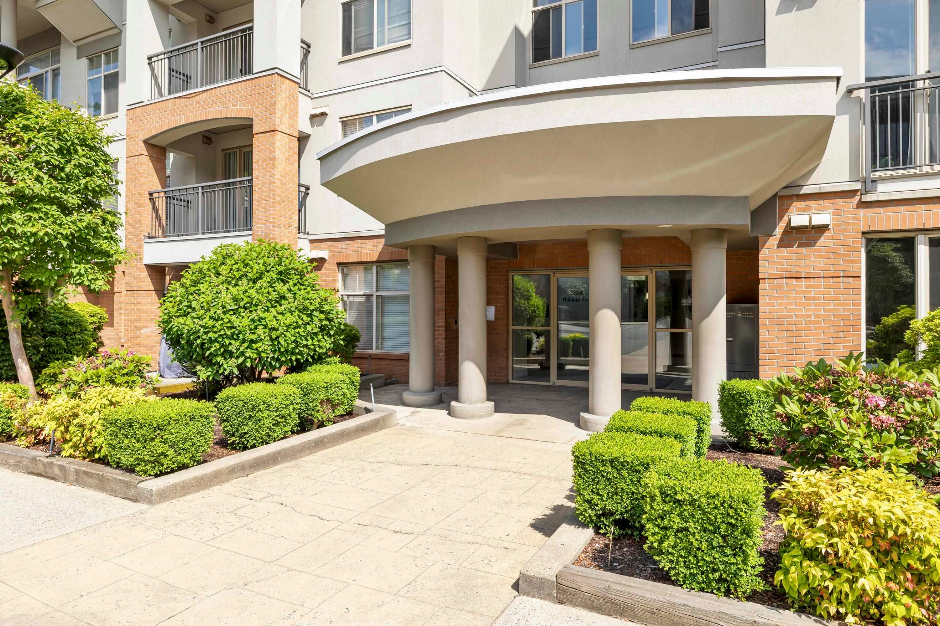 









33546


Holland

Avenue, 406,
Abbotsford,




BC
V2S 0C1

