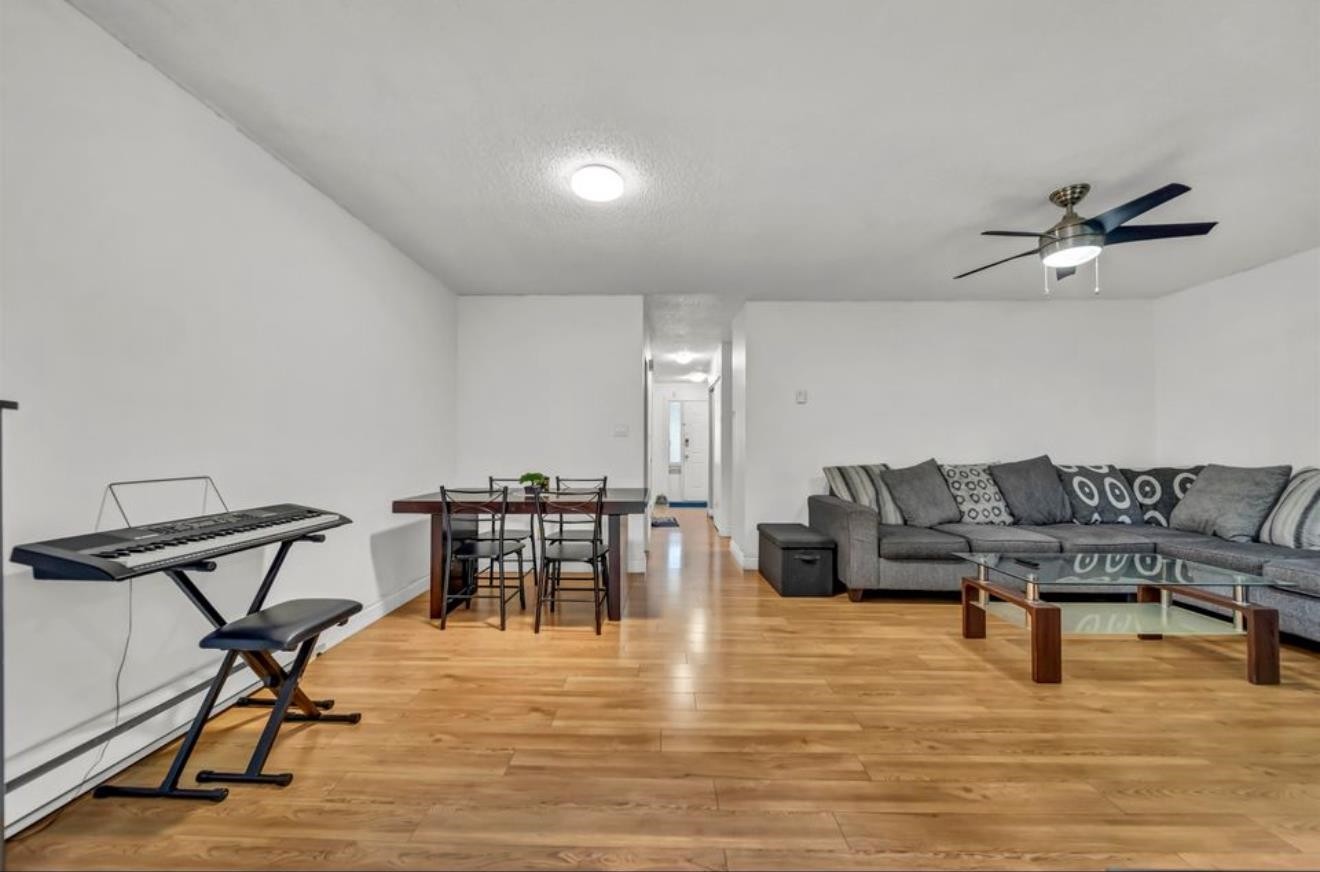 









13339


70b

Avenue,
Surrey,




BC
V3W 7Z3


