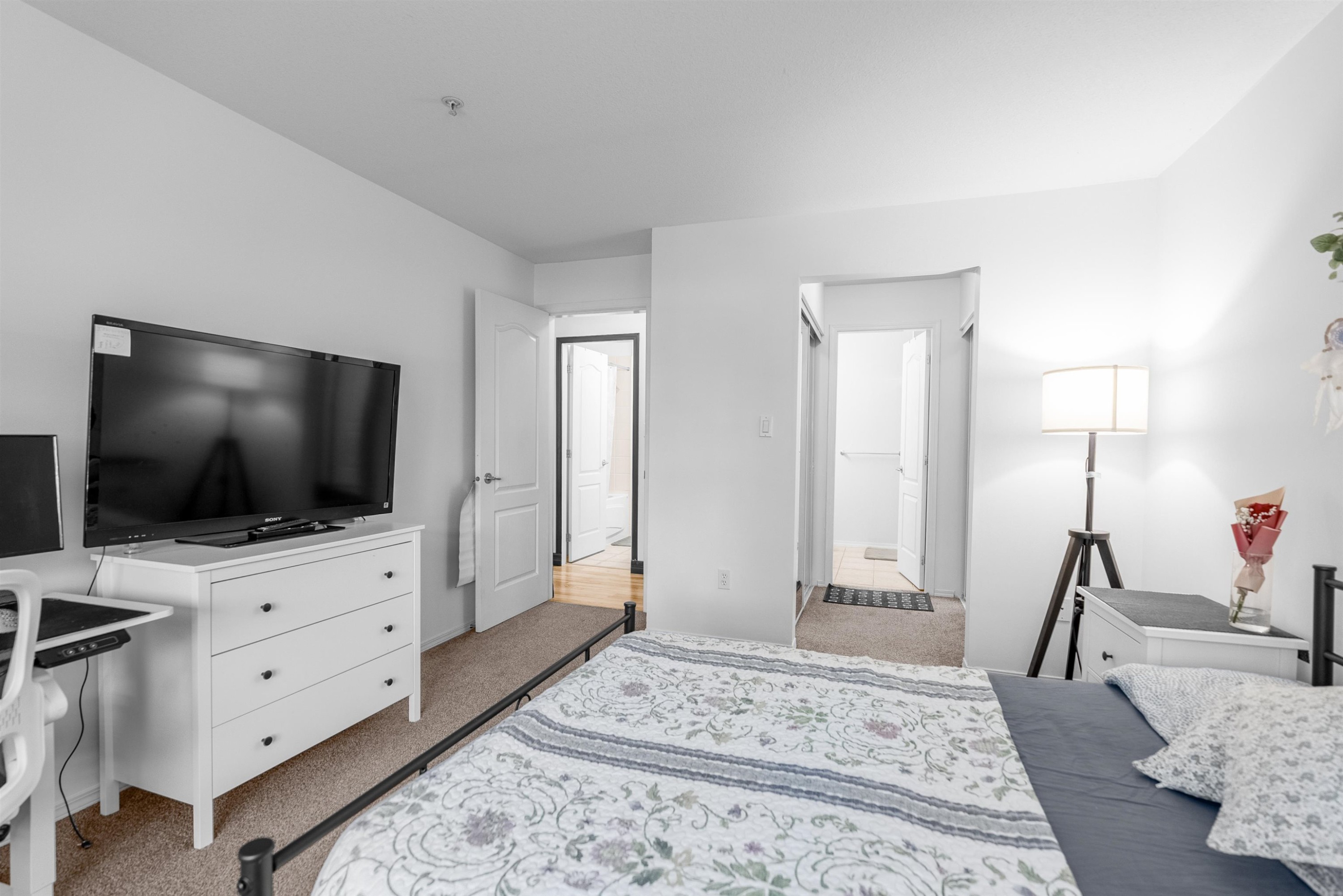 









15220


Guildford

Drive, 201,
Surrey,




BC
V3R 0Y6

