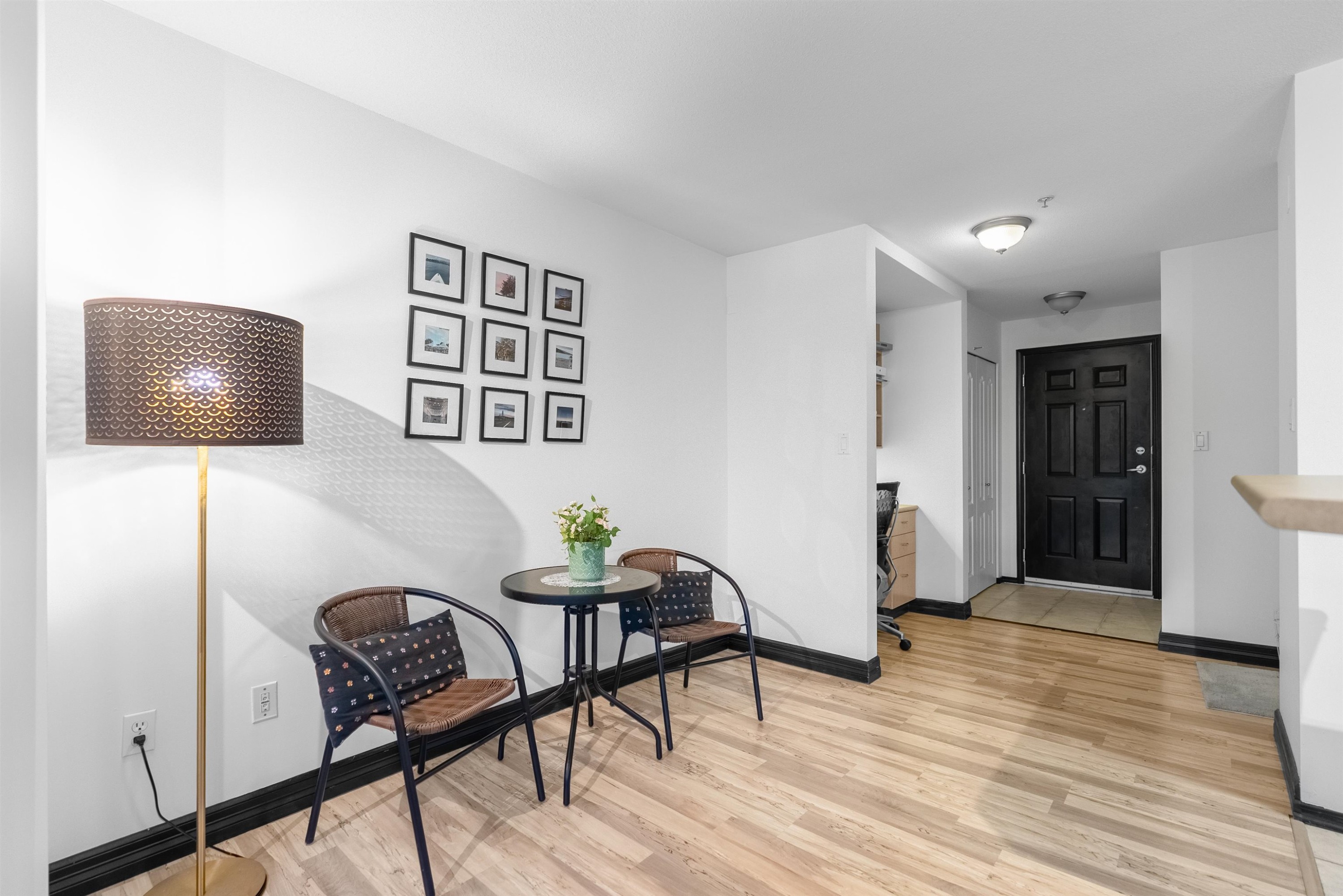 









15220


Guildford

Drive, 201,
Surrey,




BC
V3R 0Y6

