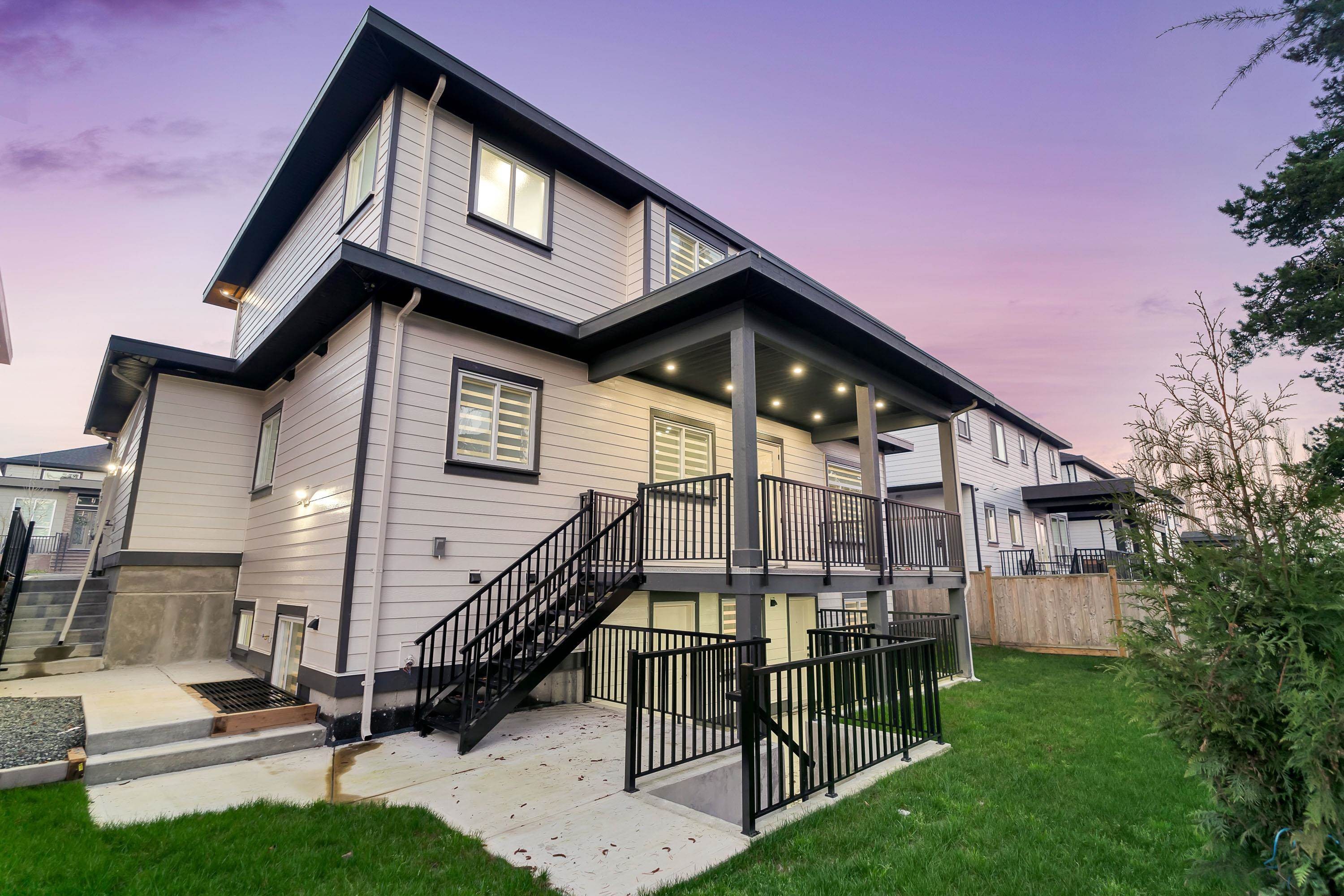 









17226


59

Avenue,
Surrey,




BC
V3S 3Z6

