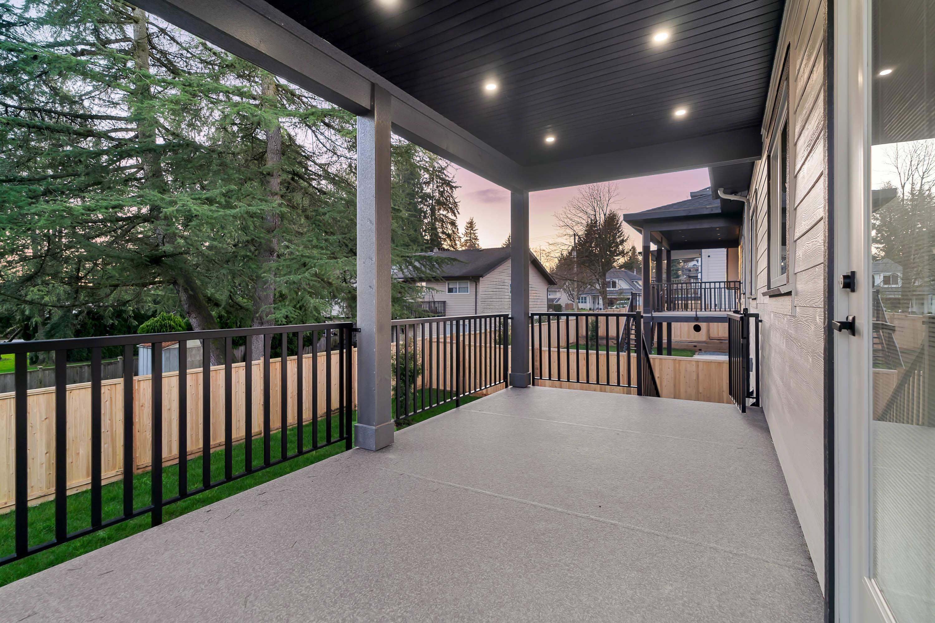 









17226


59

Avenue,
Surrey,




BC
V3S 3Z6

