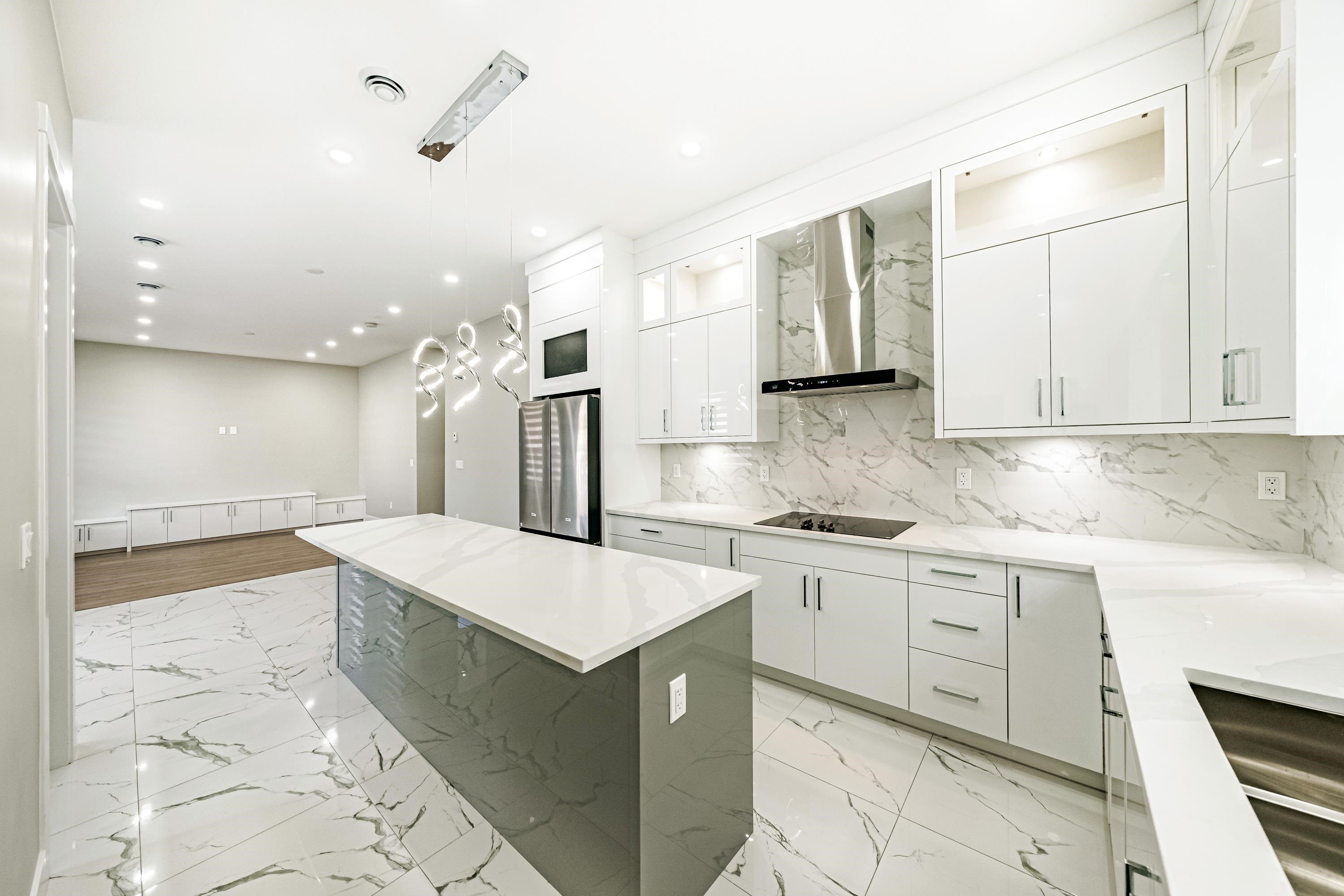 









14711


62a

Avenue,
Surrey,




BC
V3S 3T1

