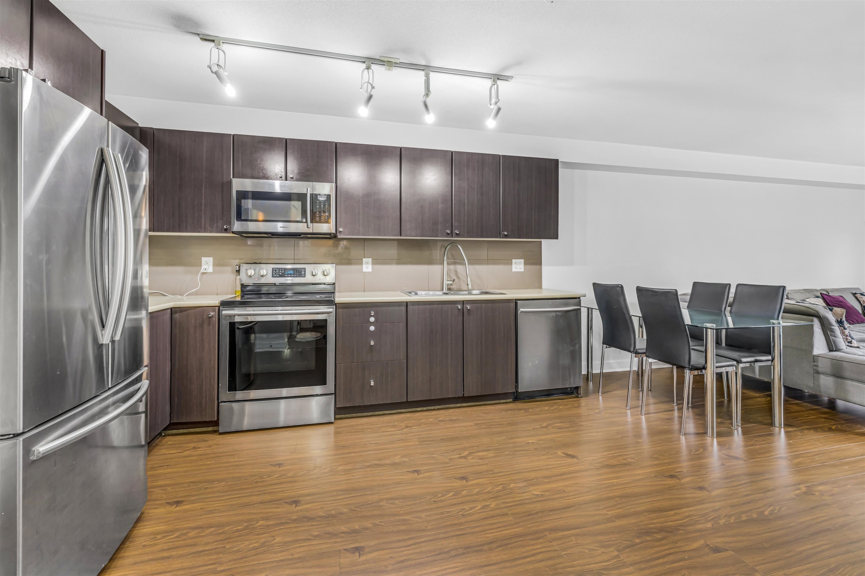 









13740


75a

Avenue, 202,
Surrey,




BC
V3W 0E8

